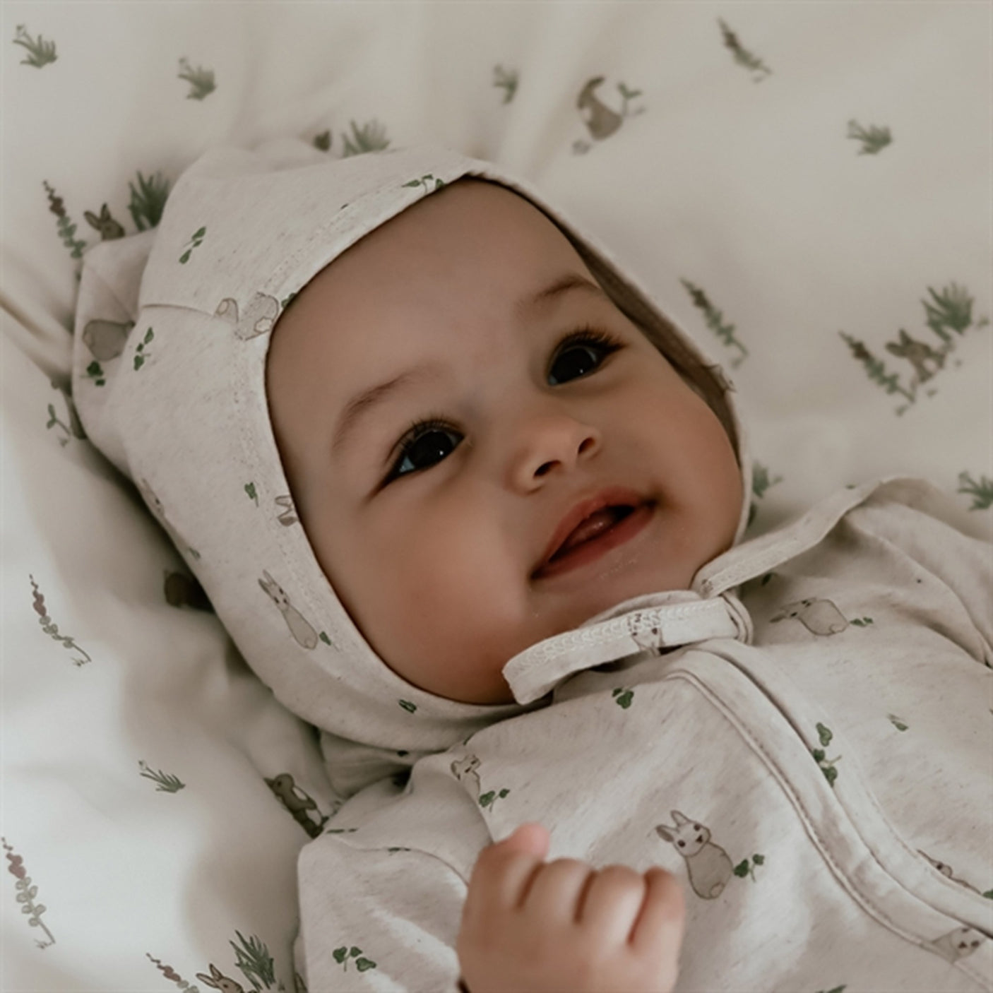 That's Mine Clovers and Bunnies Milan Helmet