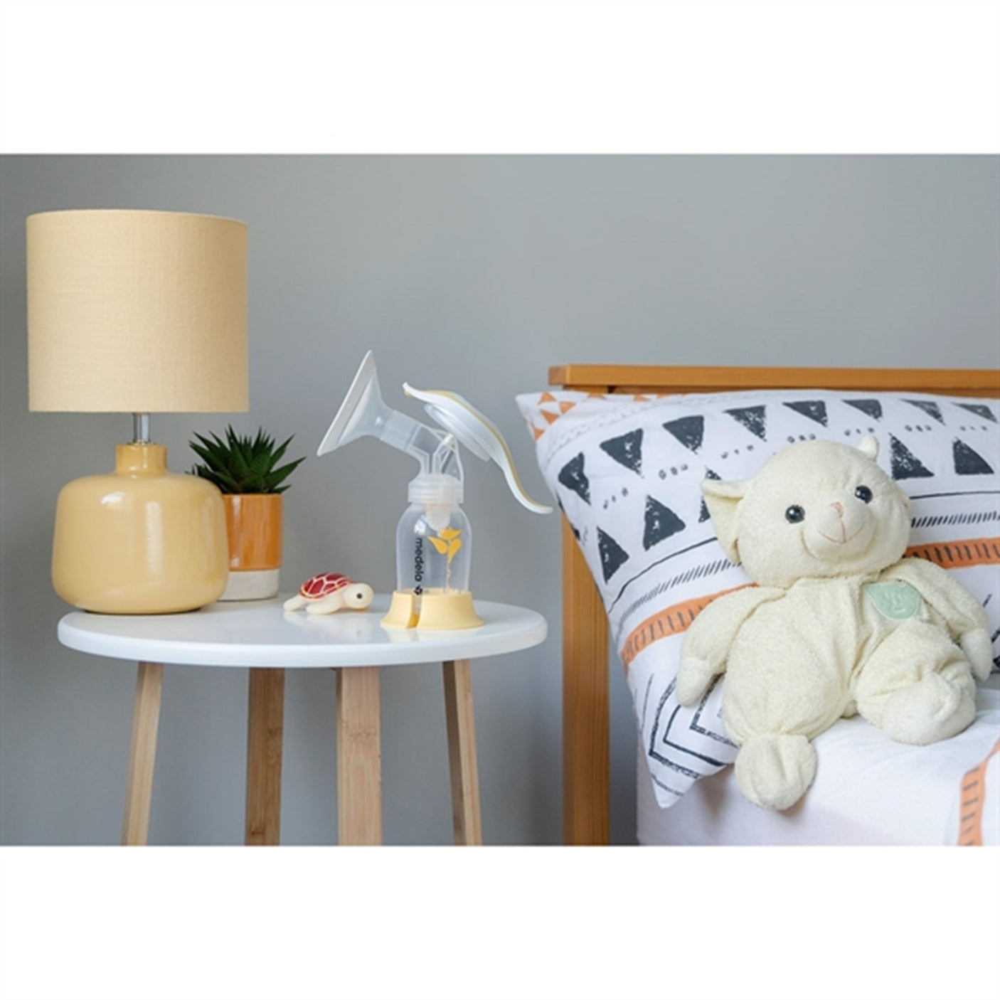 medela Harmony Flex Manual Breast Pump