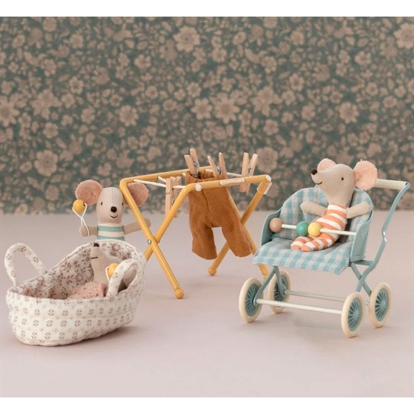 Maileg Stroller Baby Mouse Mint