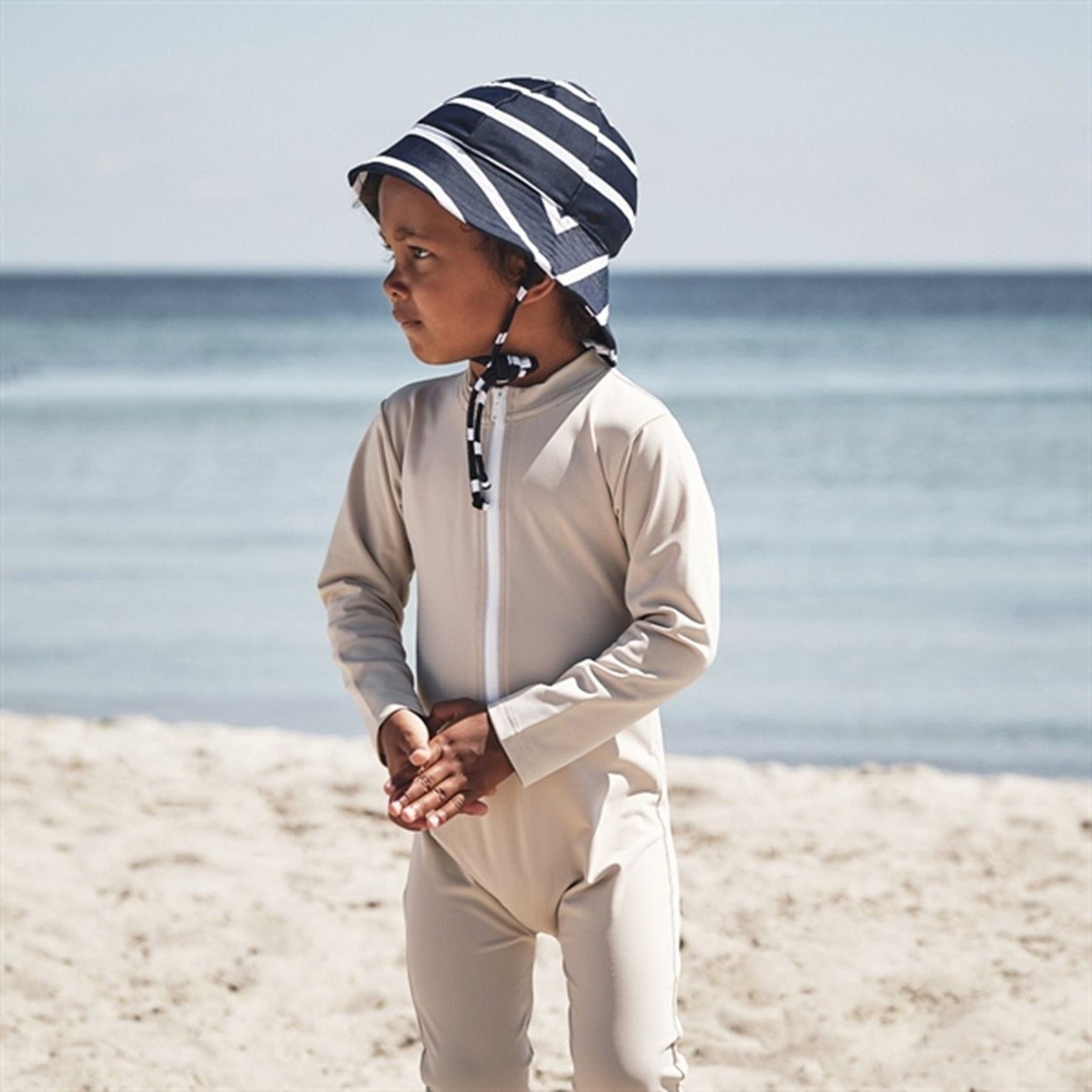 Petit Crabe Latte Lou Onesie with Zipper