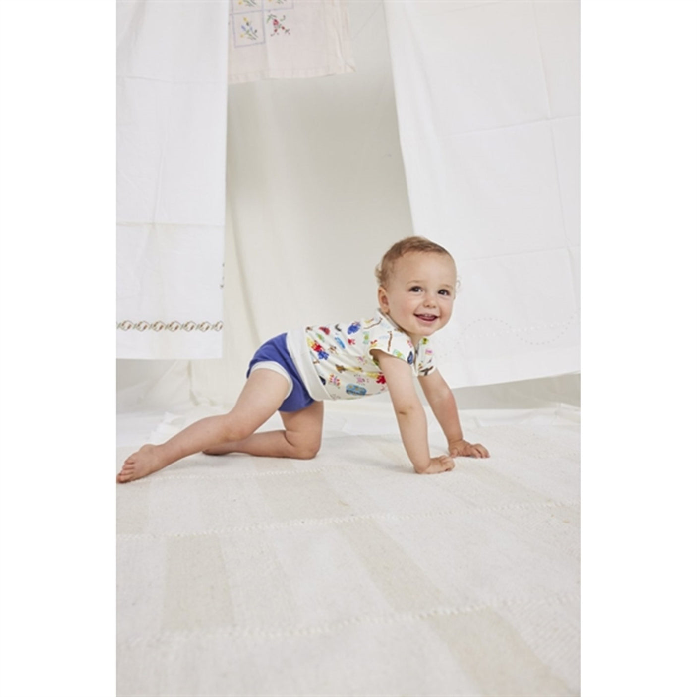 Bobo Choses Baby Funny Insects All Over Body Short Sleeve Offwhite