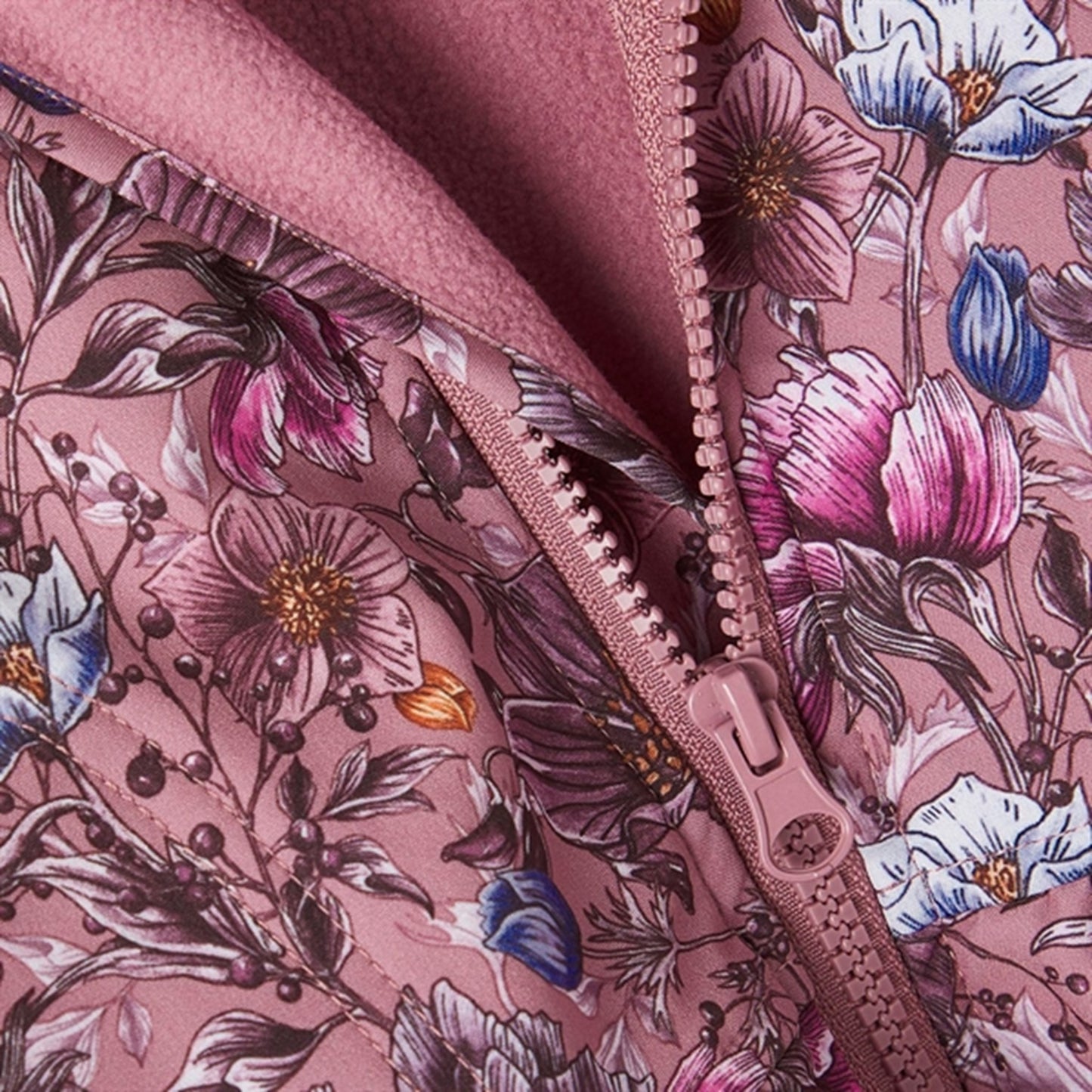 Name it Wistful Mauve Alfa Jacket Flounce Wallpaper