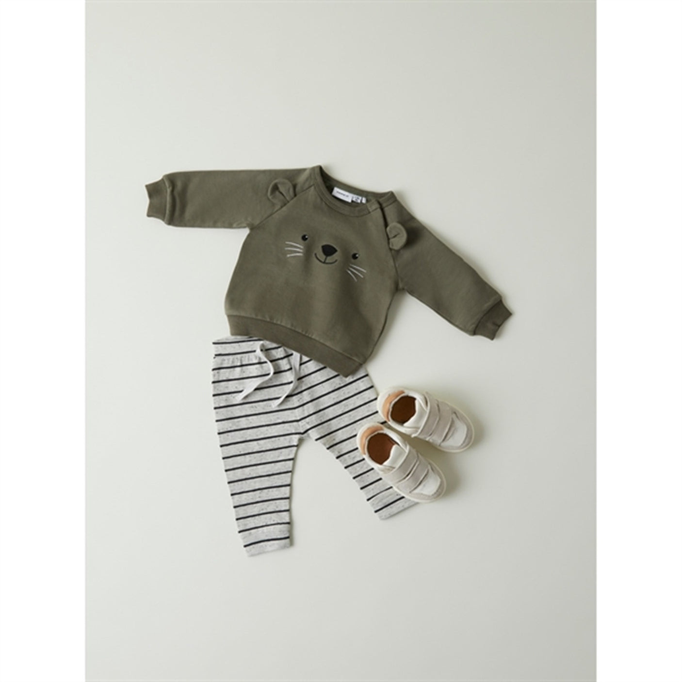 Name it Jet Stream Truman Pants