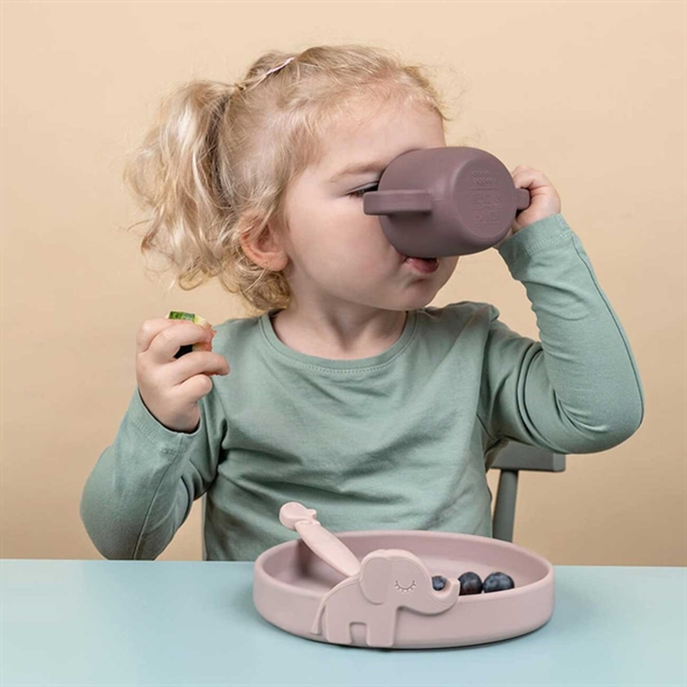 Done by Deer Peekaboo Dinner Set Deer Friends Powder