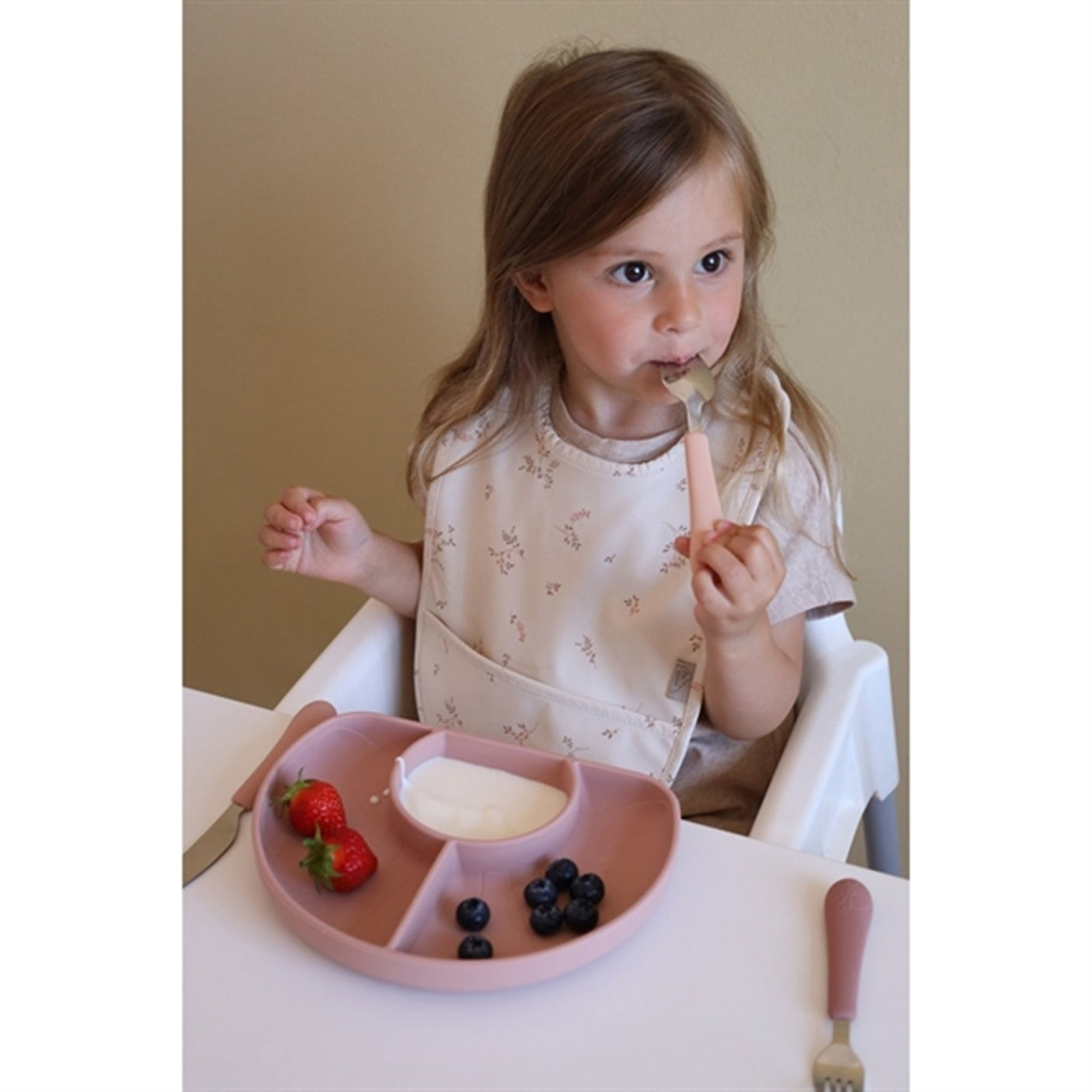 Cam Cam Copenhagen Flower Divided Plate Dusty Rose