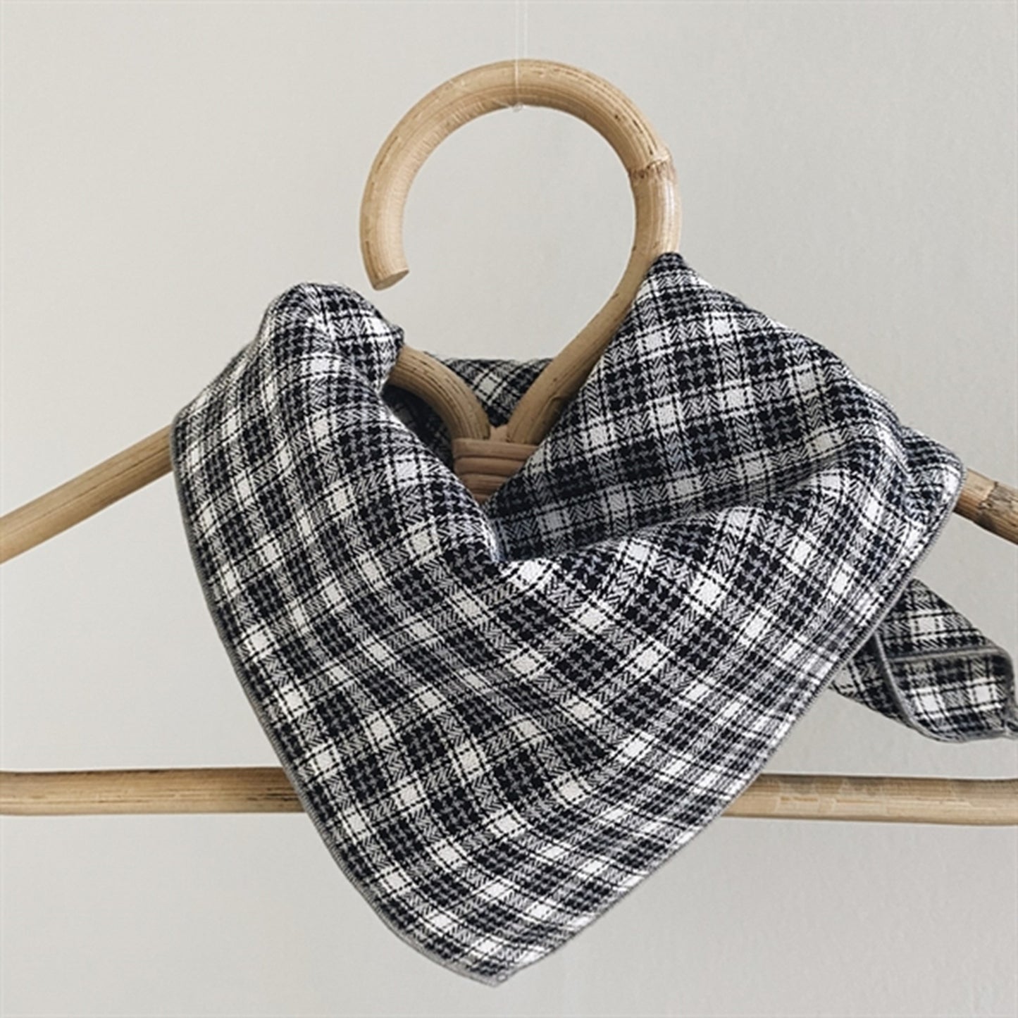 lalaby Winter Check Eddie Scarf
