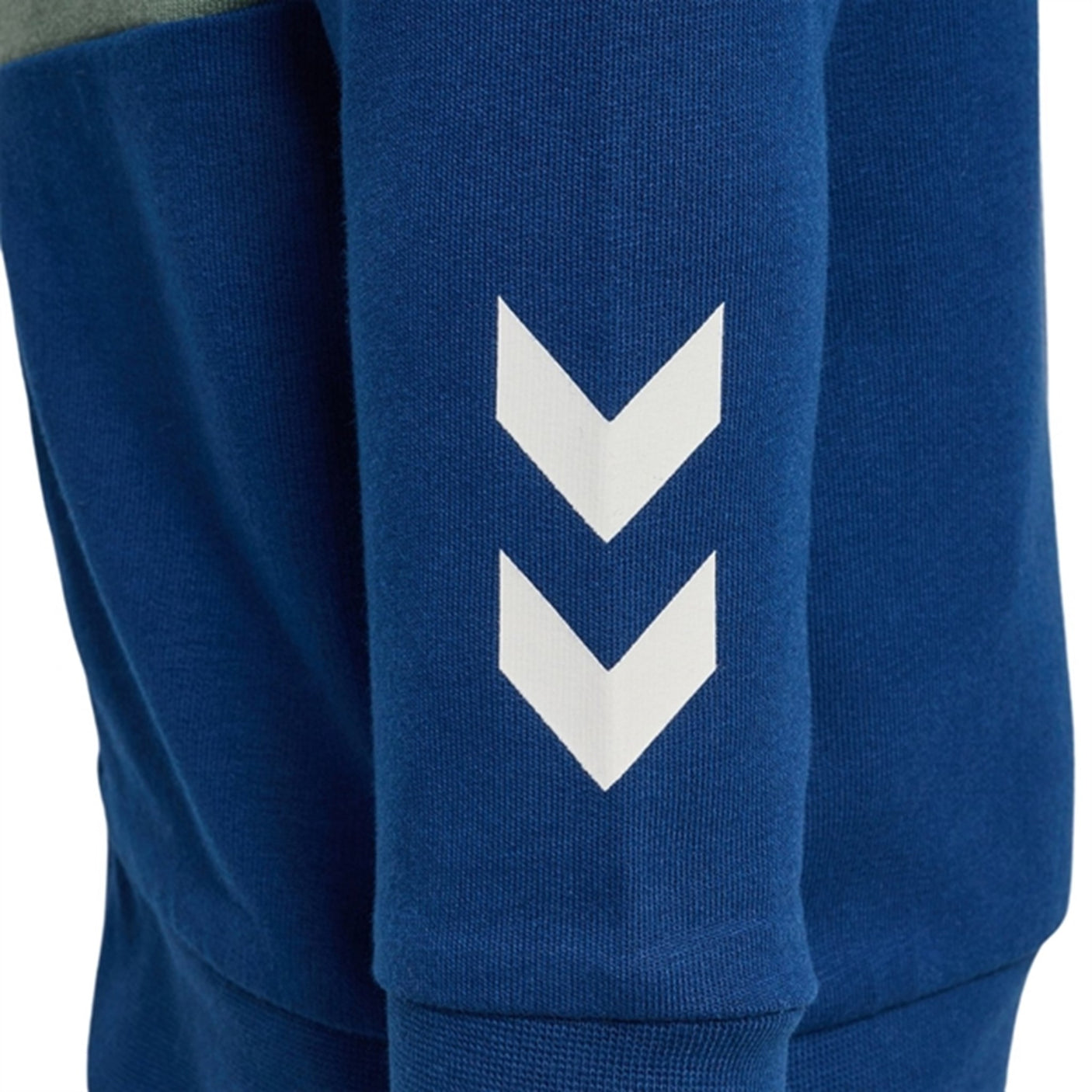 Hummel Navy Peony Finn Cardigan