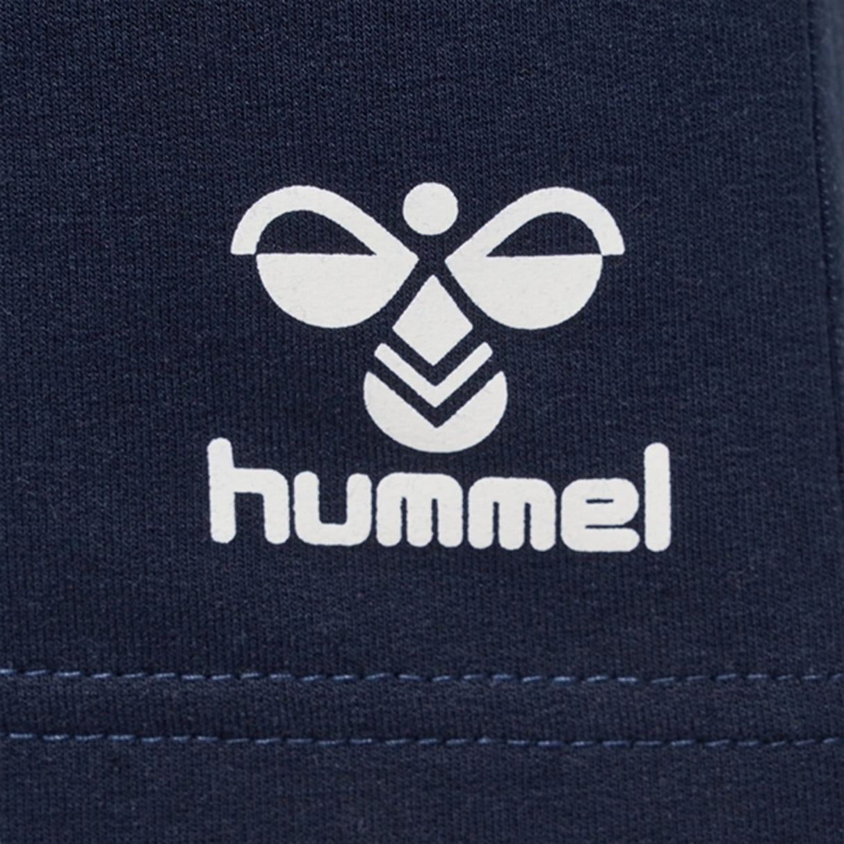 Hummel Laurel Wreath Novet Shorts Set