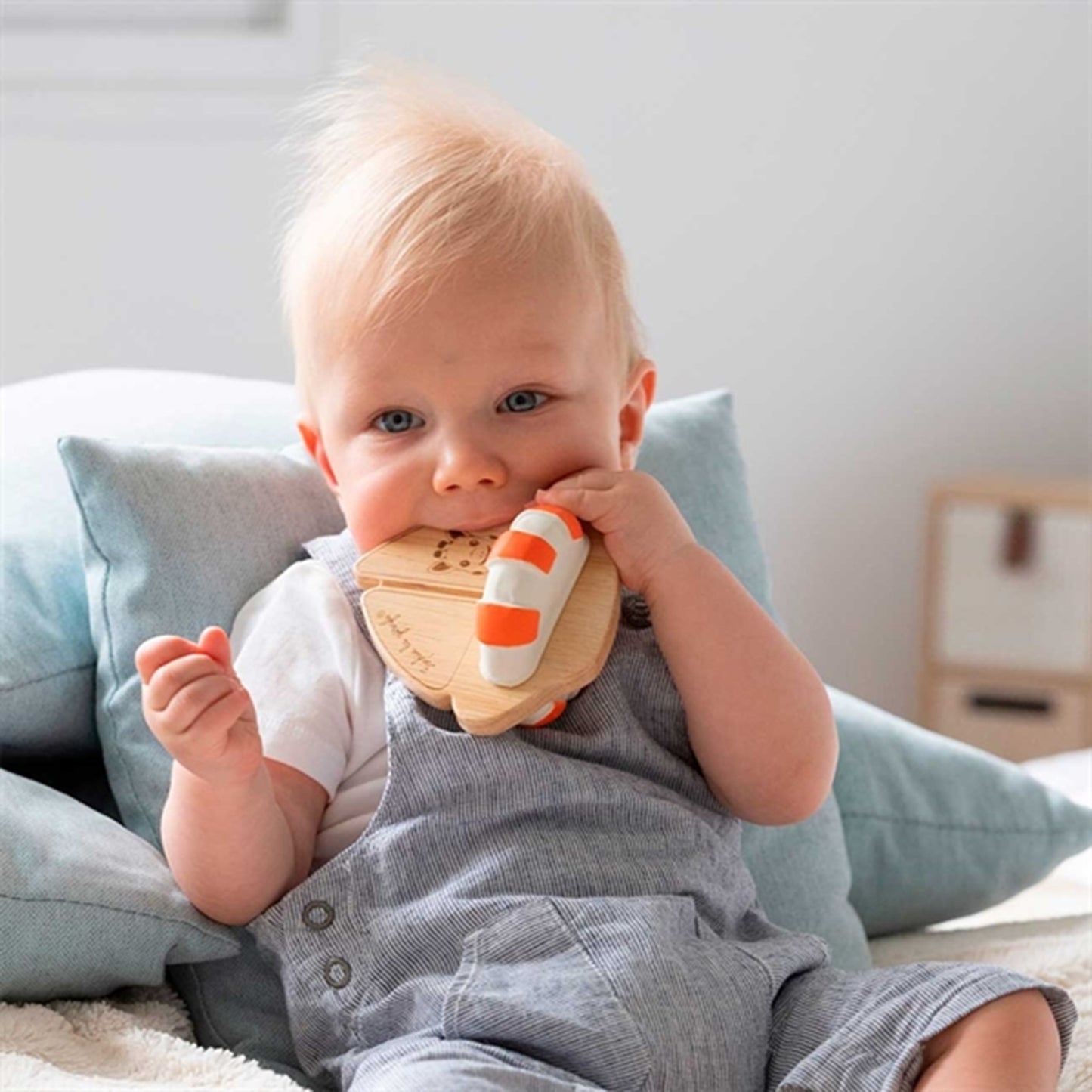 Sophie la Girafe So Pure Rubber & Wood Sophie's Boat