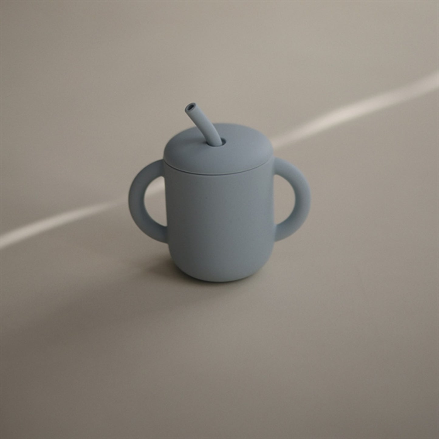 Mushie Silicone Cup Powder Blue