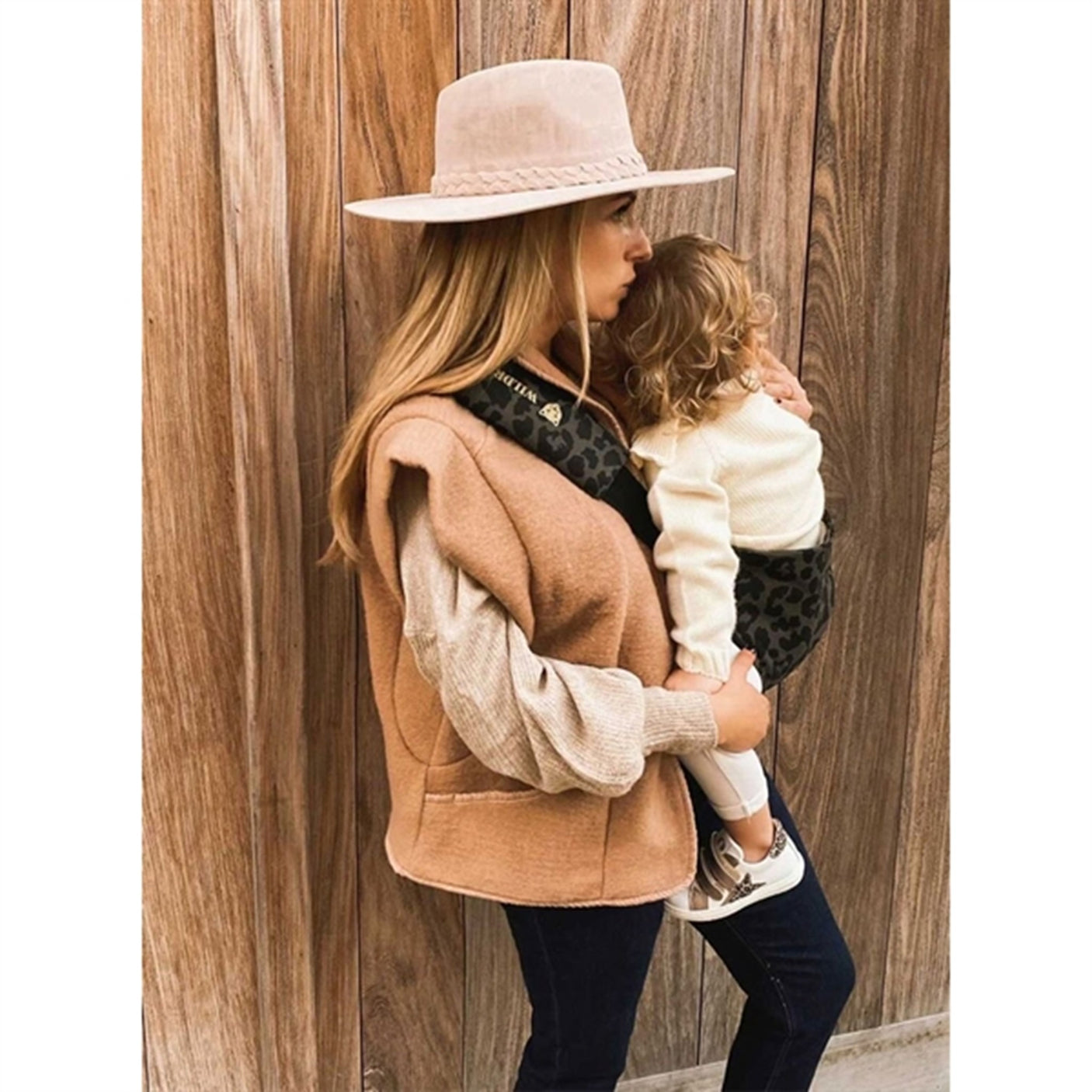 Wildride The Toddler Swing Carrier Grey Leopard