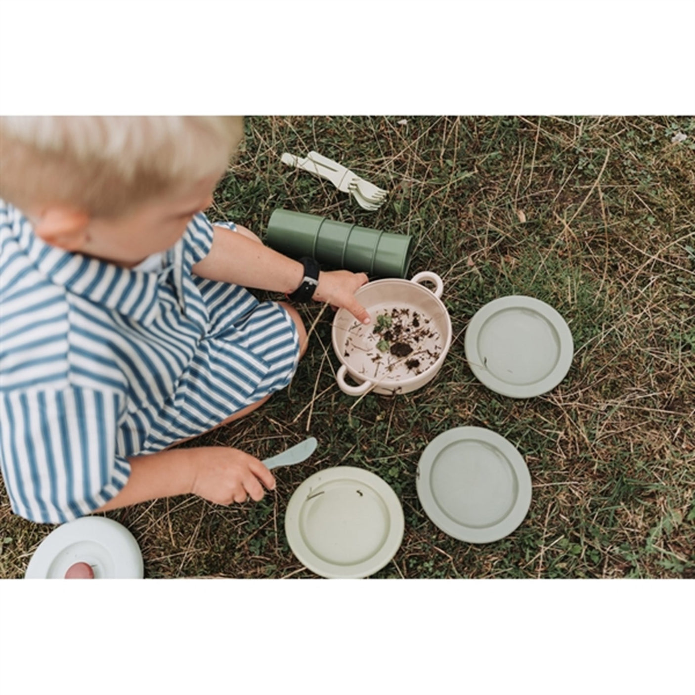 Dantoy Green Bean Tableware Set