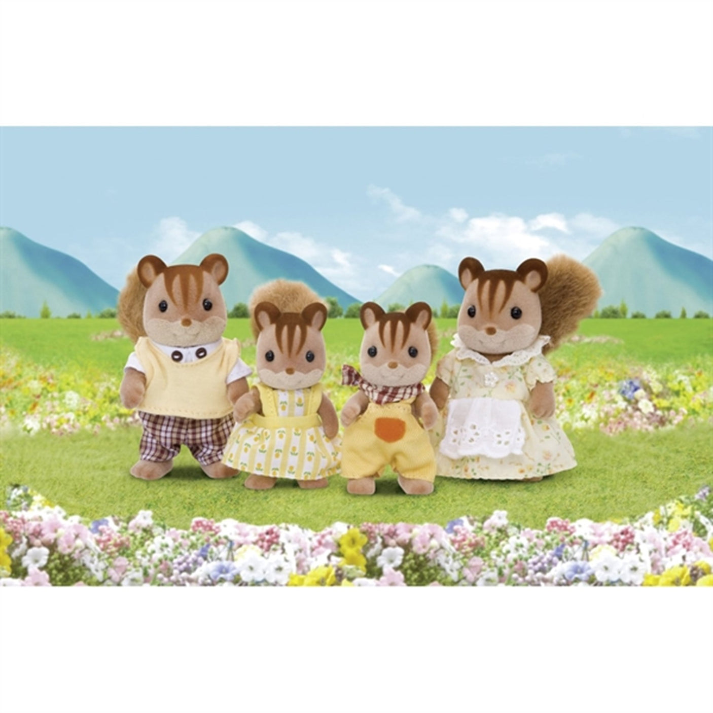 Sylvanian Families® Walnut Squirrel Family