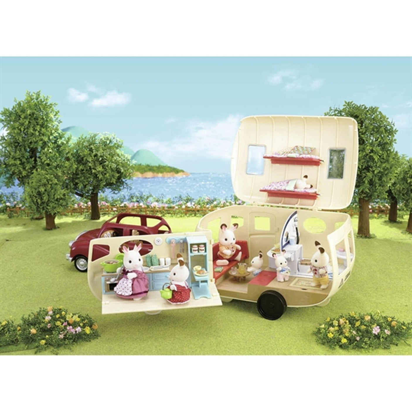 Sylvanian Families® The Caravan