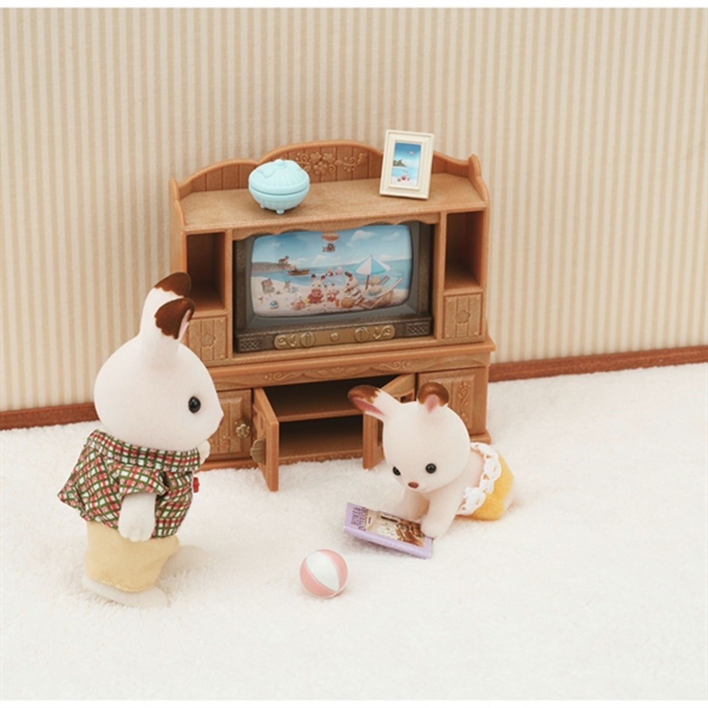 Sylvanian Families® Comfy Living Room Set