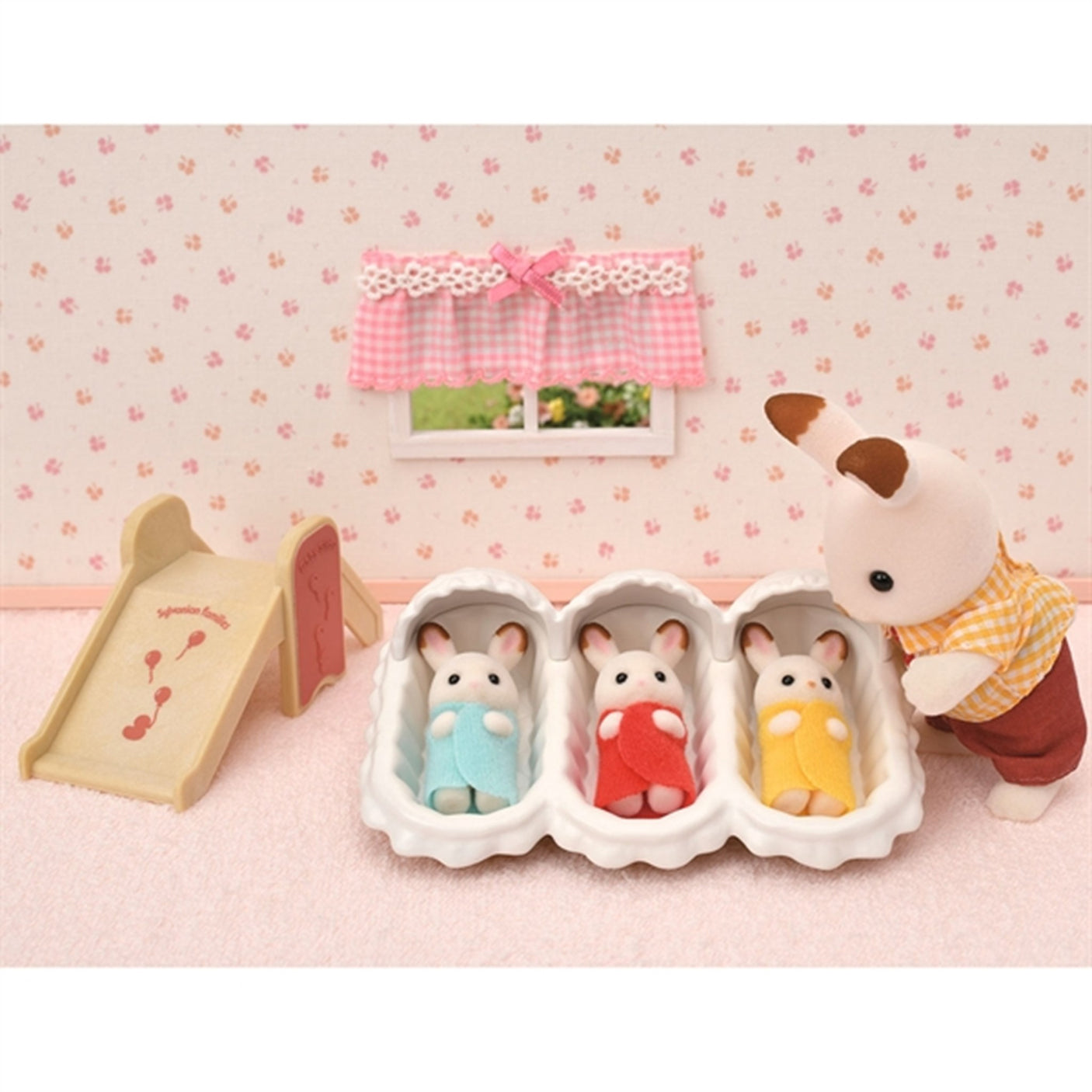 Sylvanian Families® Triplets Care Set