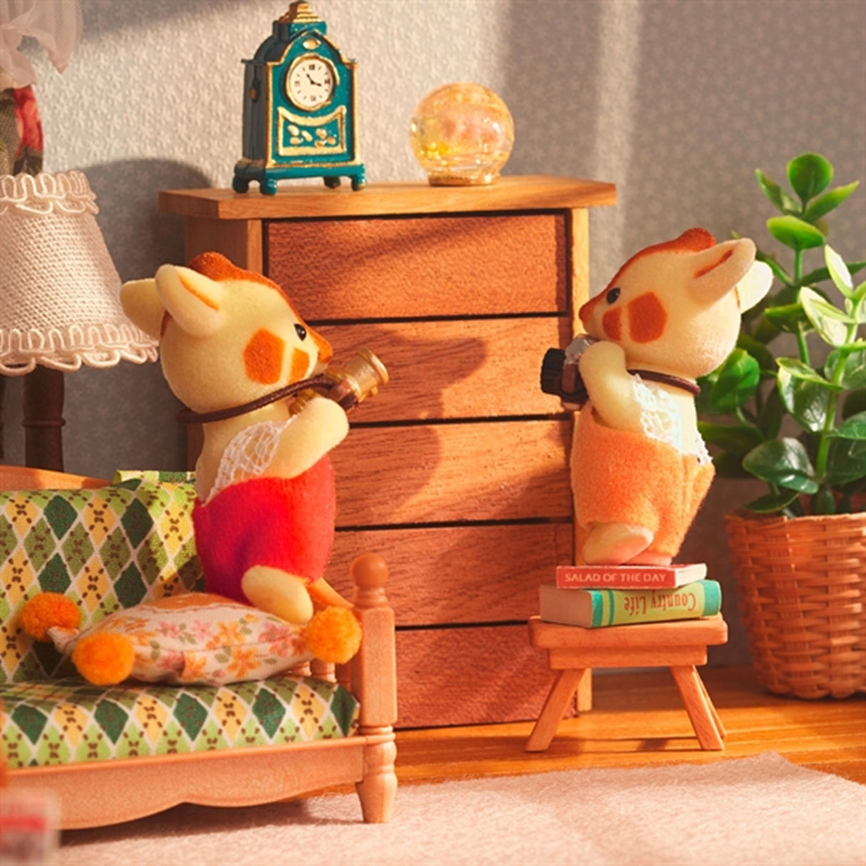 Sylvanian Families® Highbranch Giraffe Family