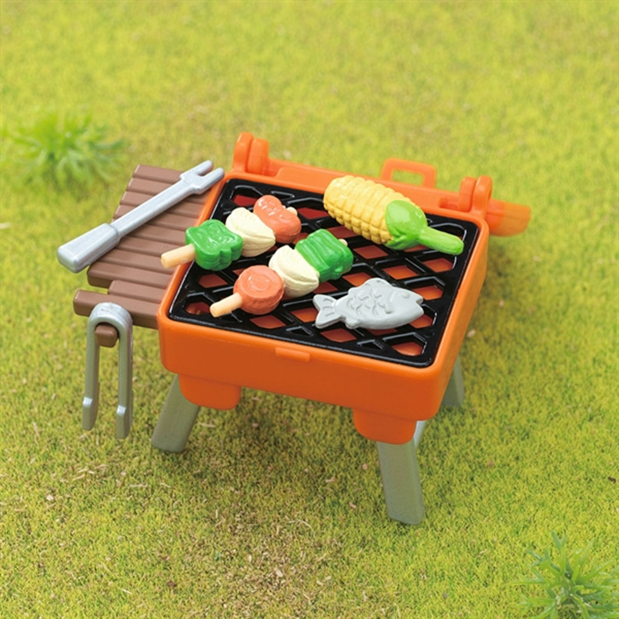 Sylvanian Families® BBQ Picnic Set Elephant Girl