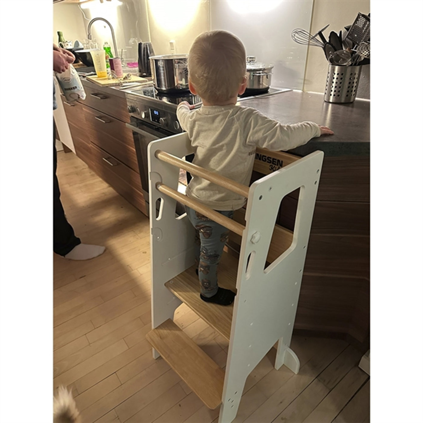 HEMMINGSEN Kids Liv Learning Tower Pro White