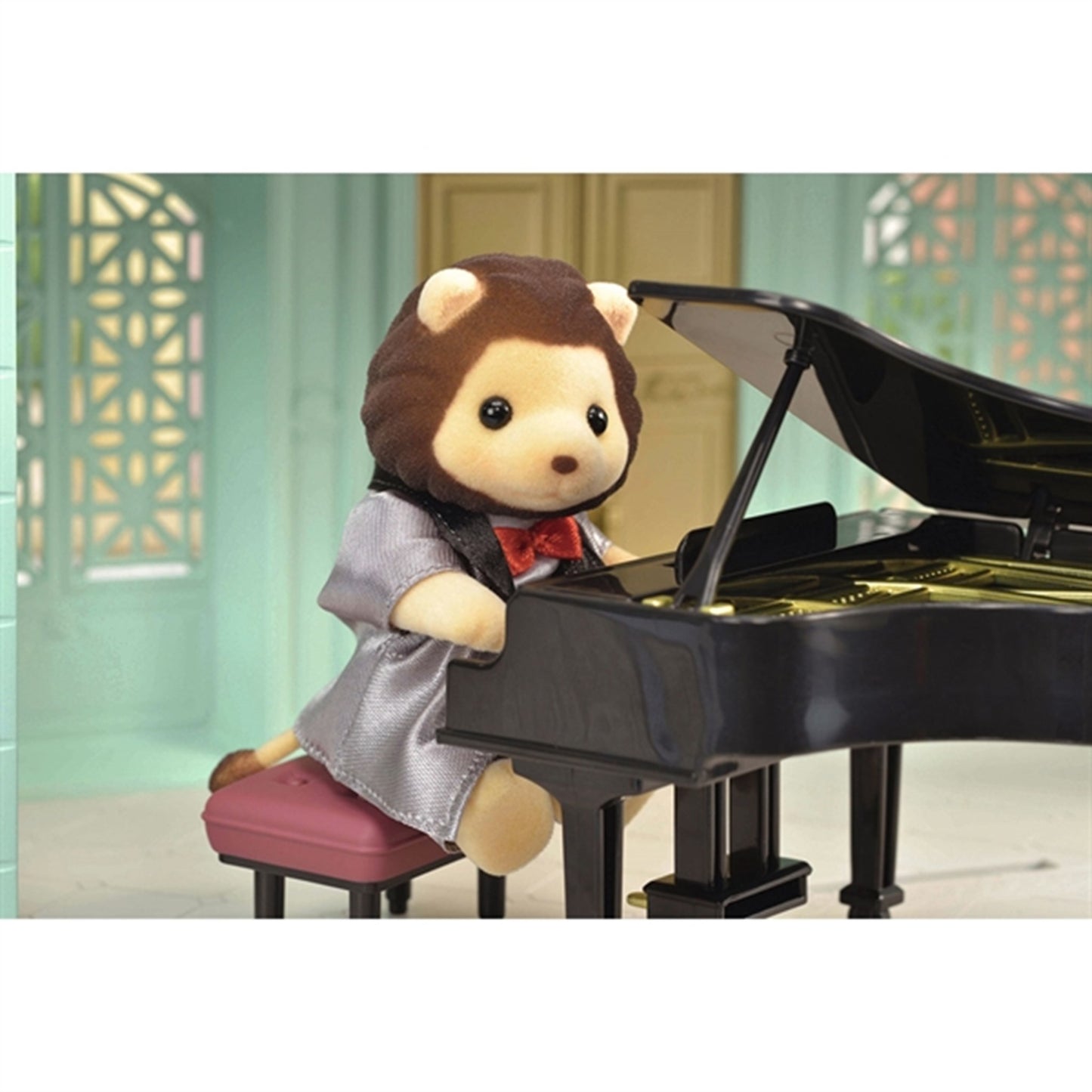 Sylvanian Families Pianist Set 5