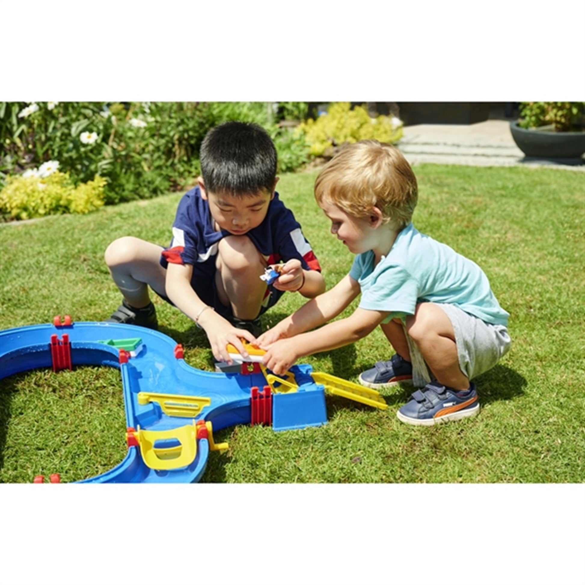 AquaPlay ContainerPort Waterway