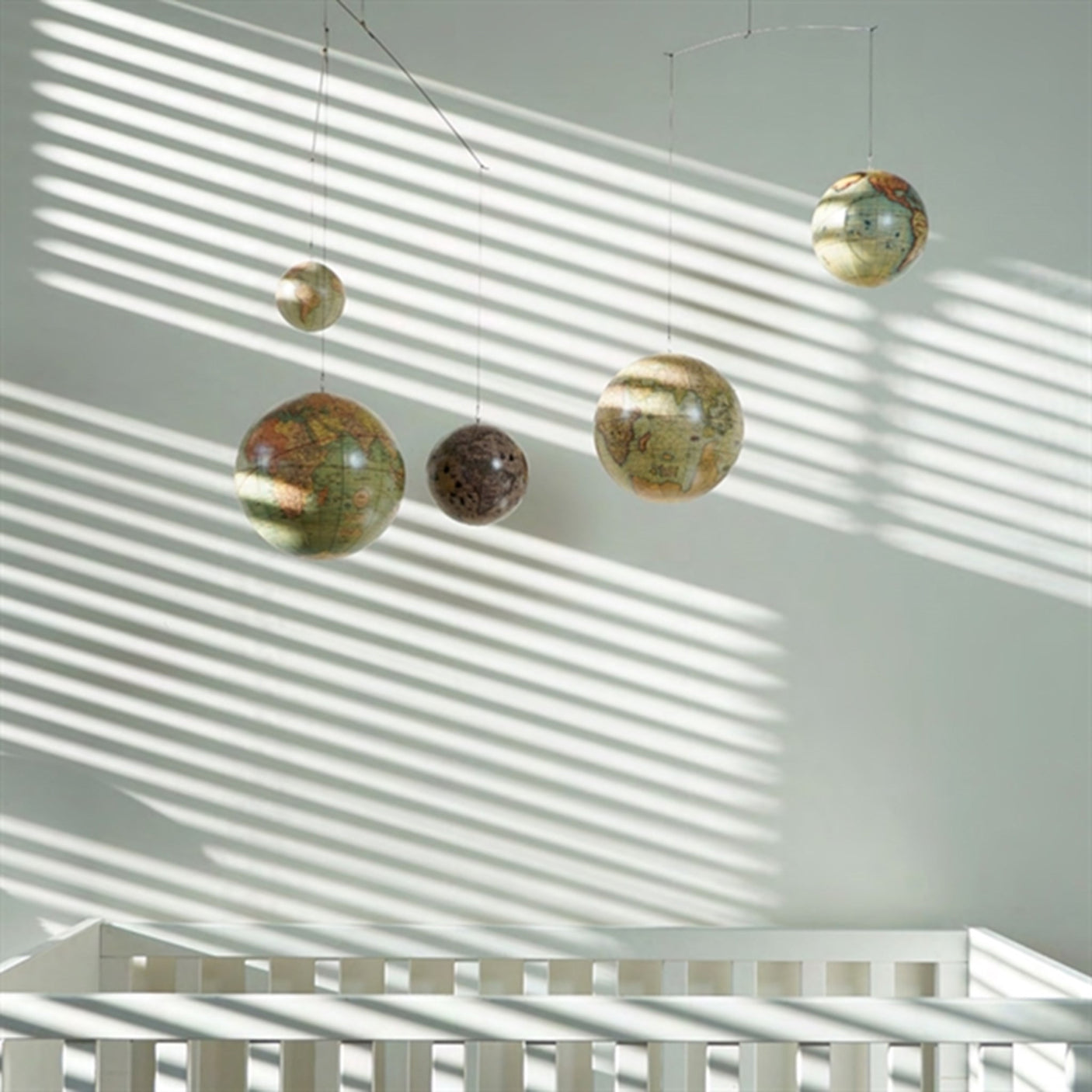 Authentic Models Mobile Globe