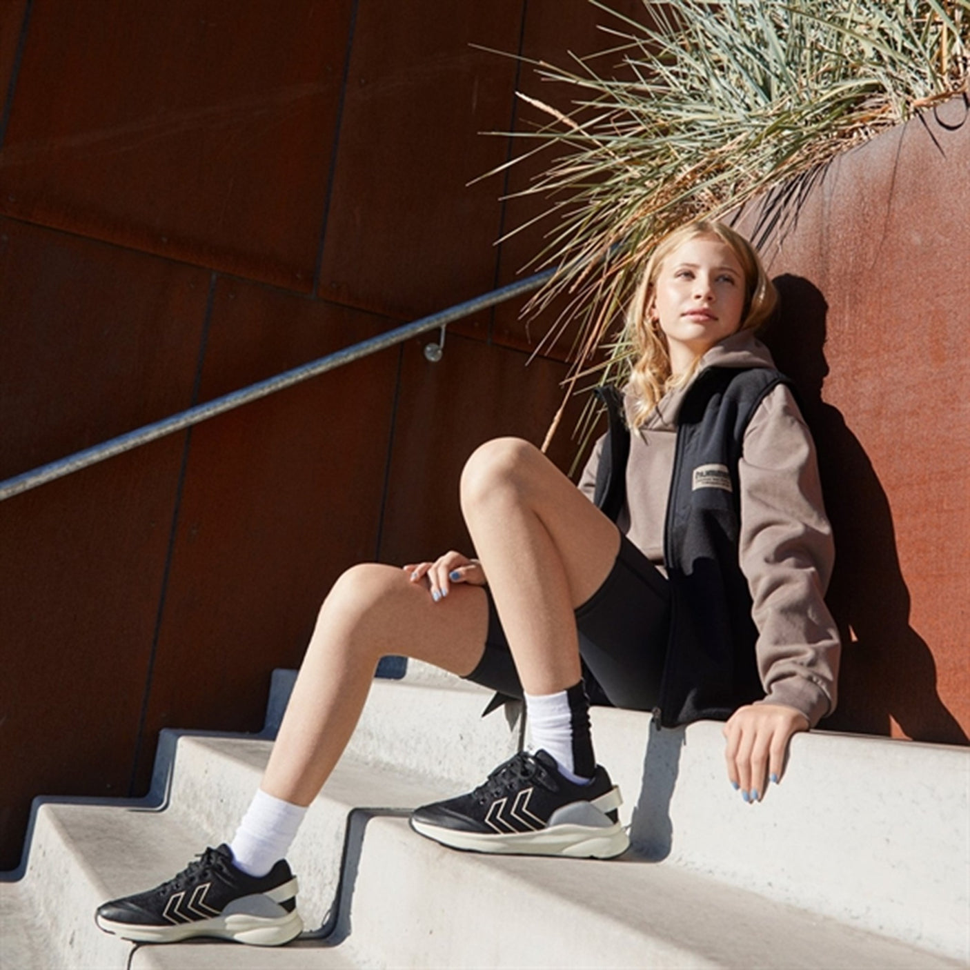 Hummel Black Dare Fleece Vest