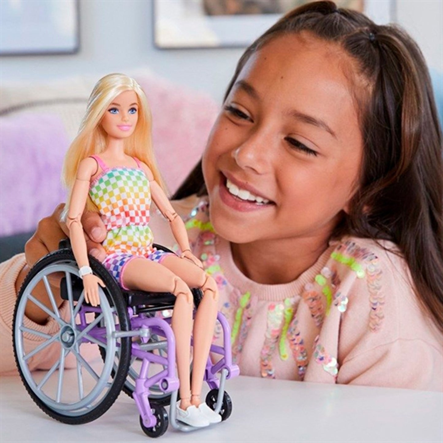Barbie® Fashionistas™ Wheelchair Checkers