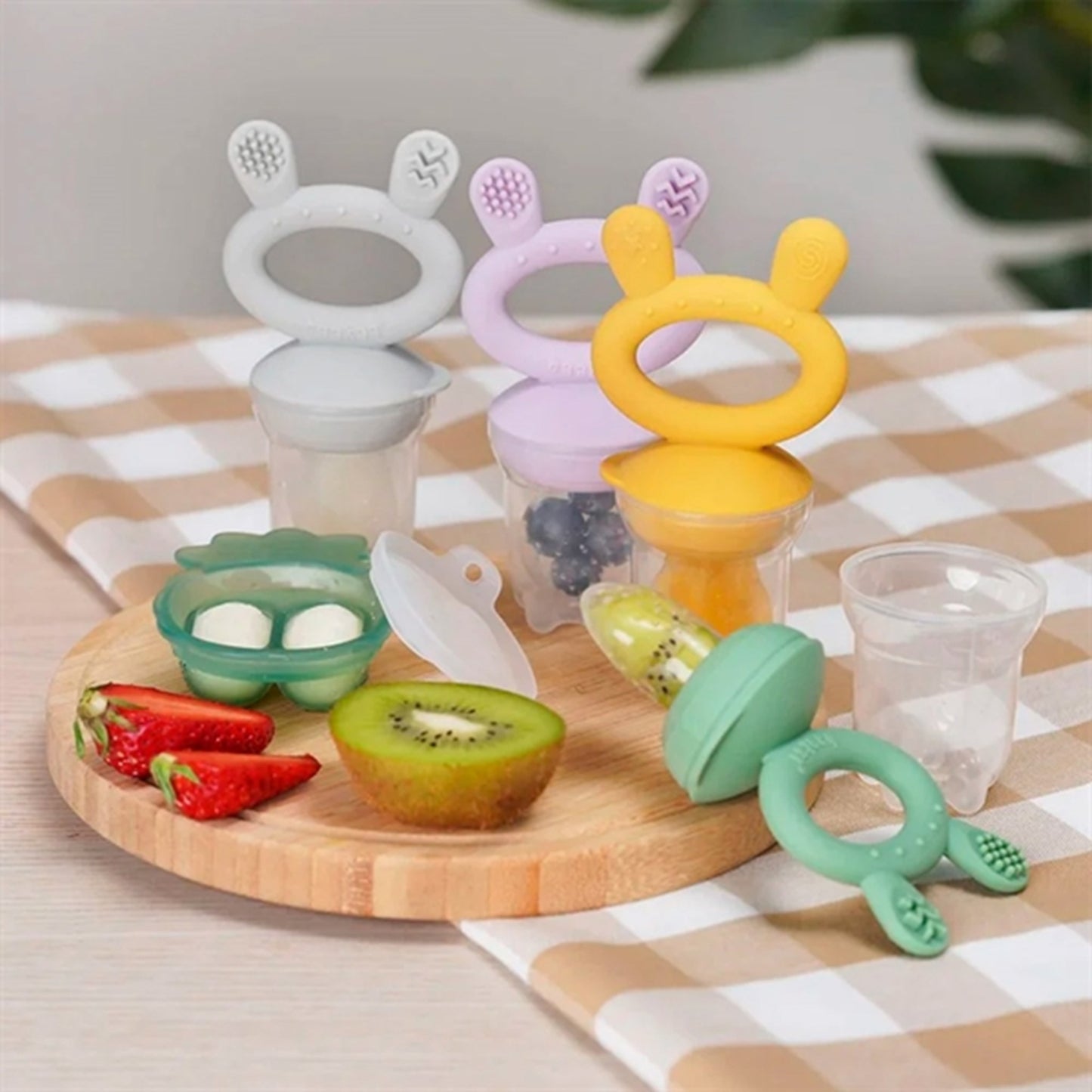 Haakaa Silicone Food Feeder Copper