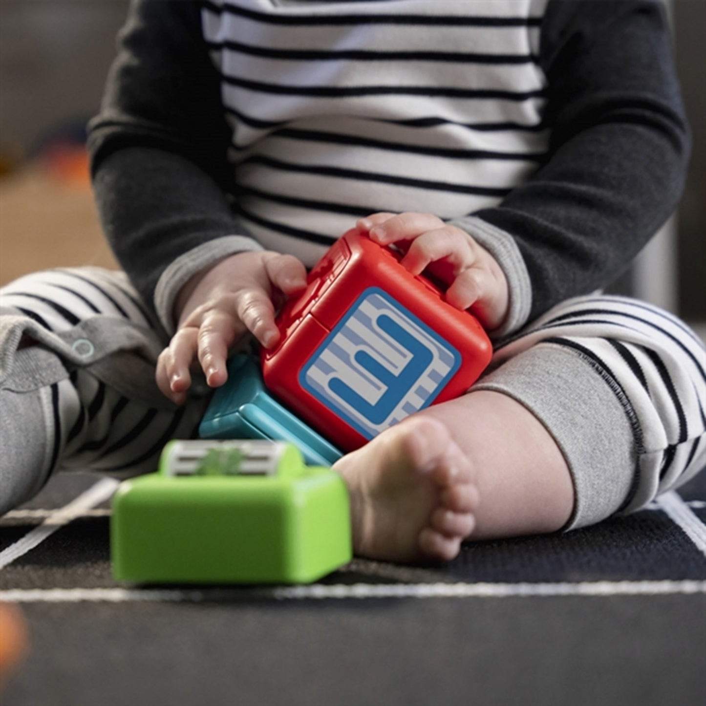Baby Einstein Magnetic Activity Blocks - Bright & Learn