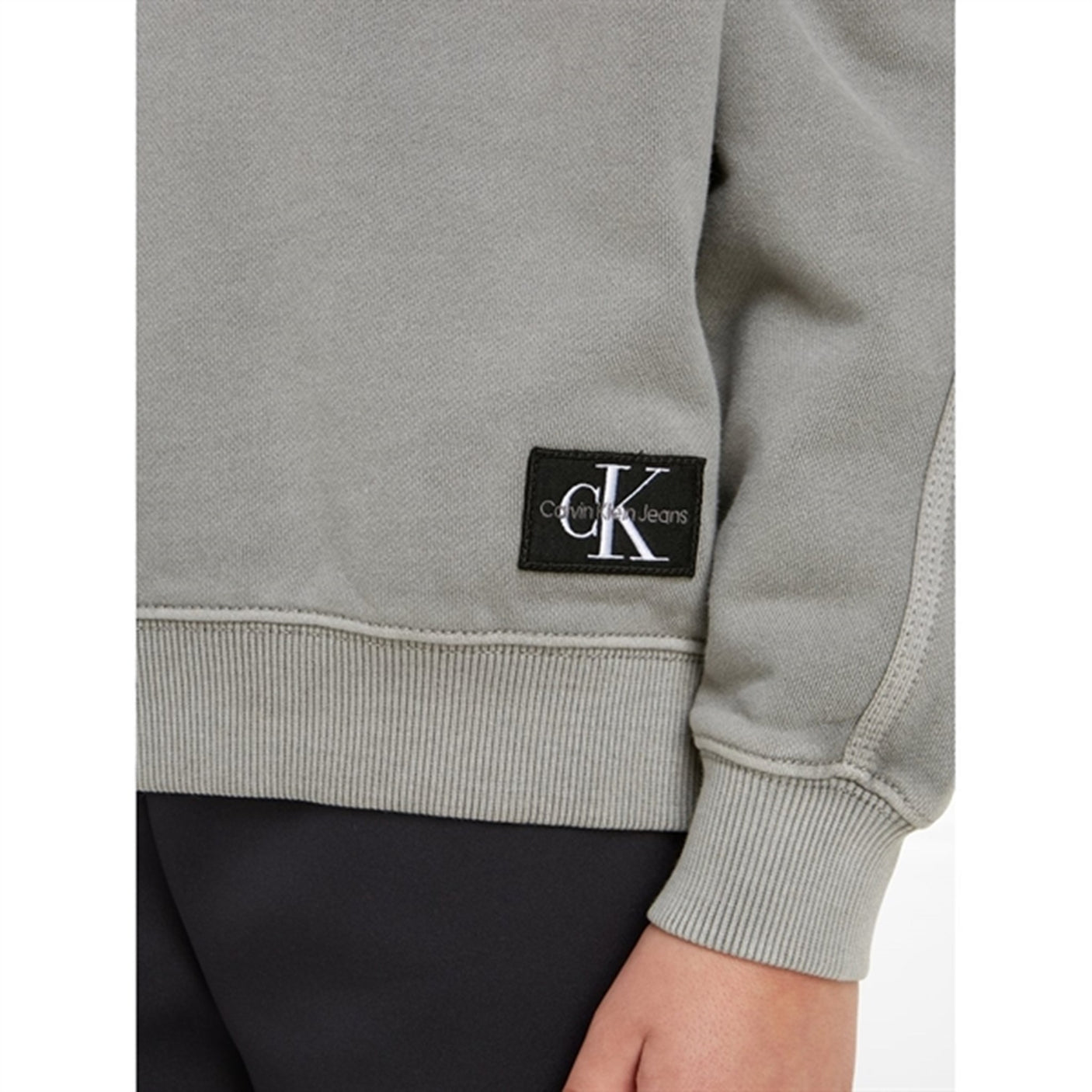 Calvin Klein Mineral Dye Cutseam Badge Cn Sweatshirt Ck Black