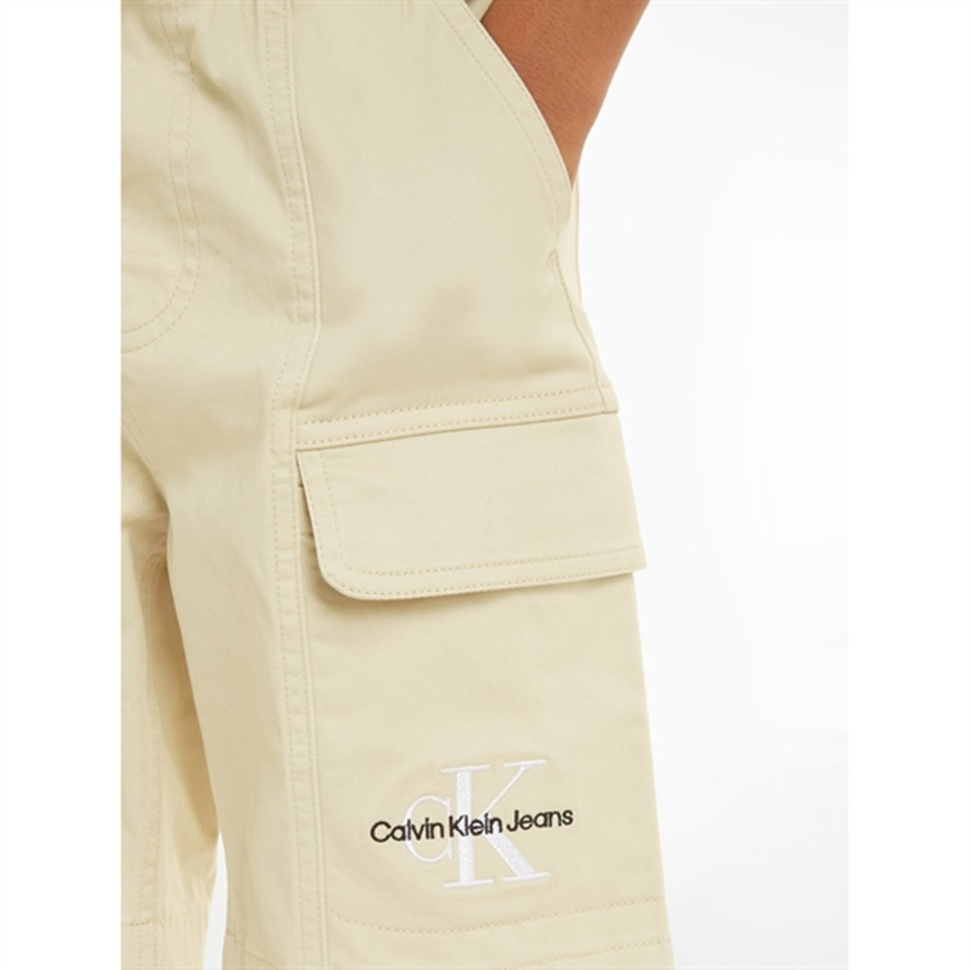 Calvin Klein Sateen Cargo Shorts Green Haze