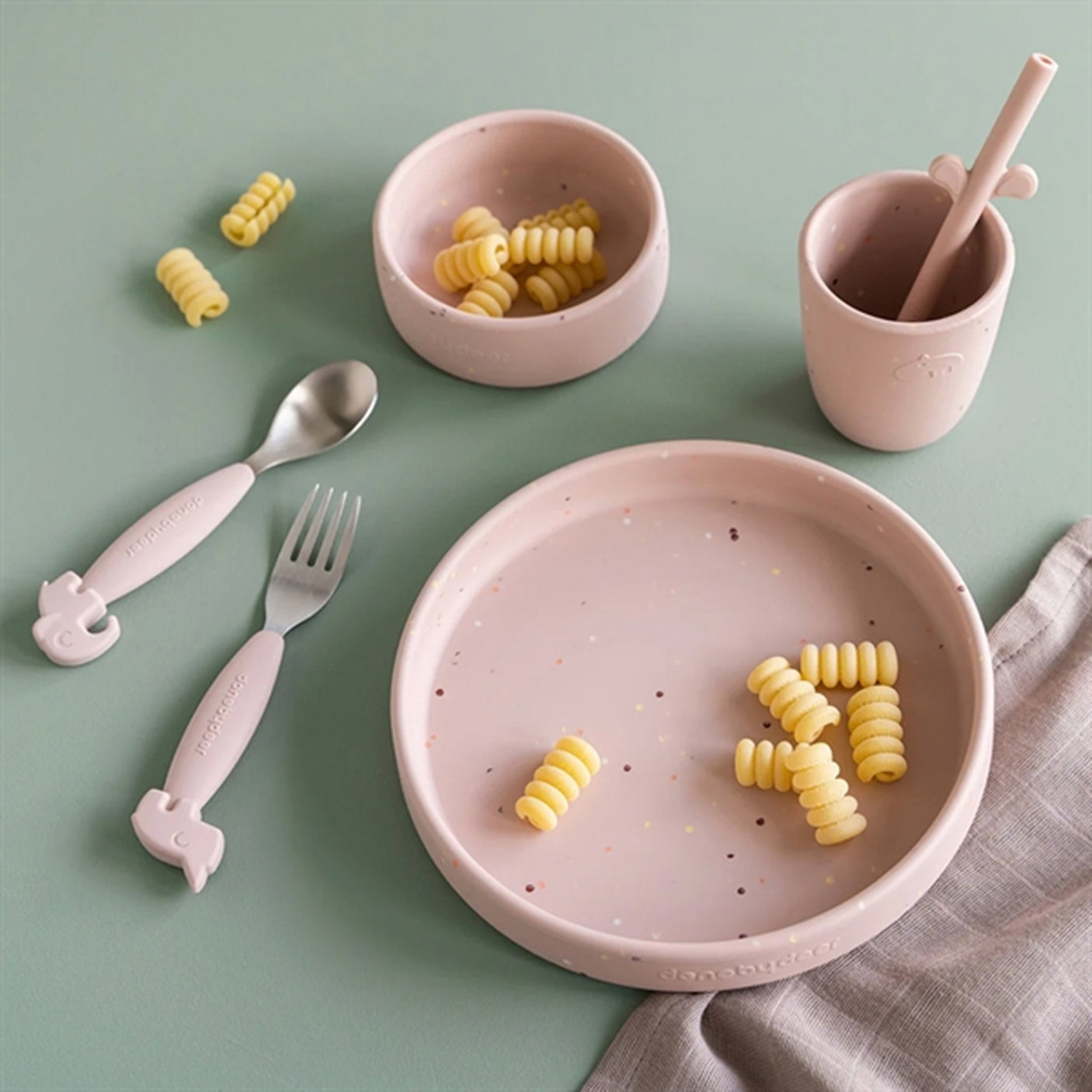 Done by Deer Silicone Dinner Set Confetti Powder