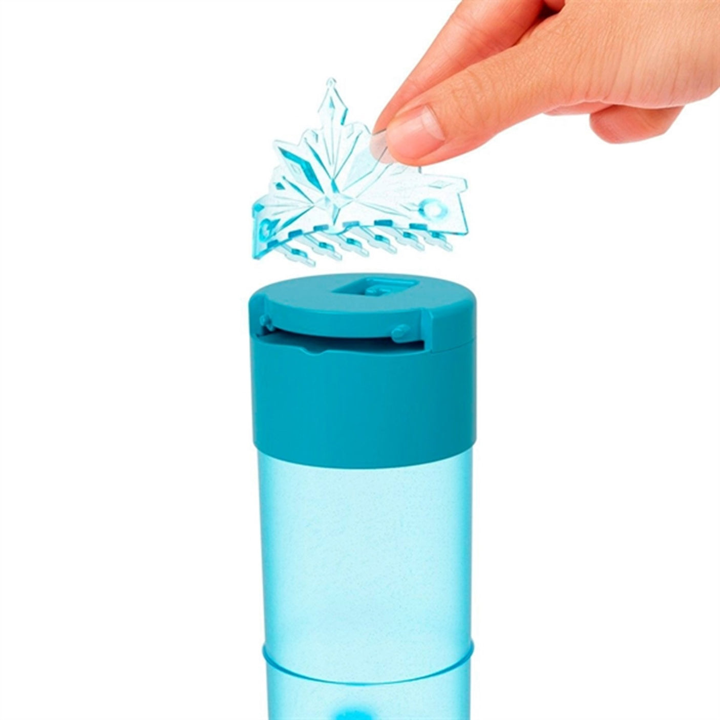 Disney Frozen Doll Snow Color Reveal 10