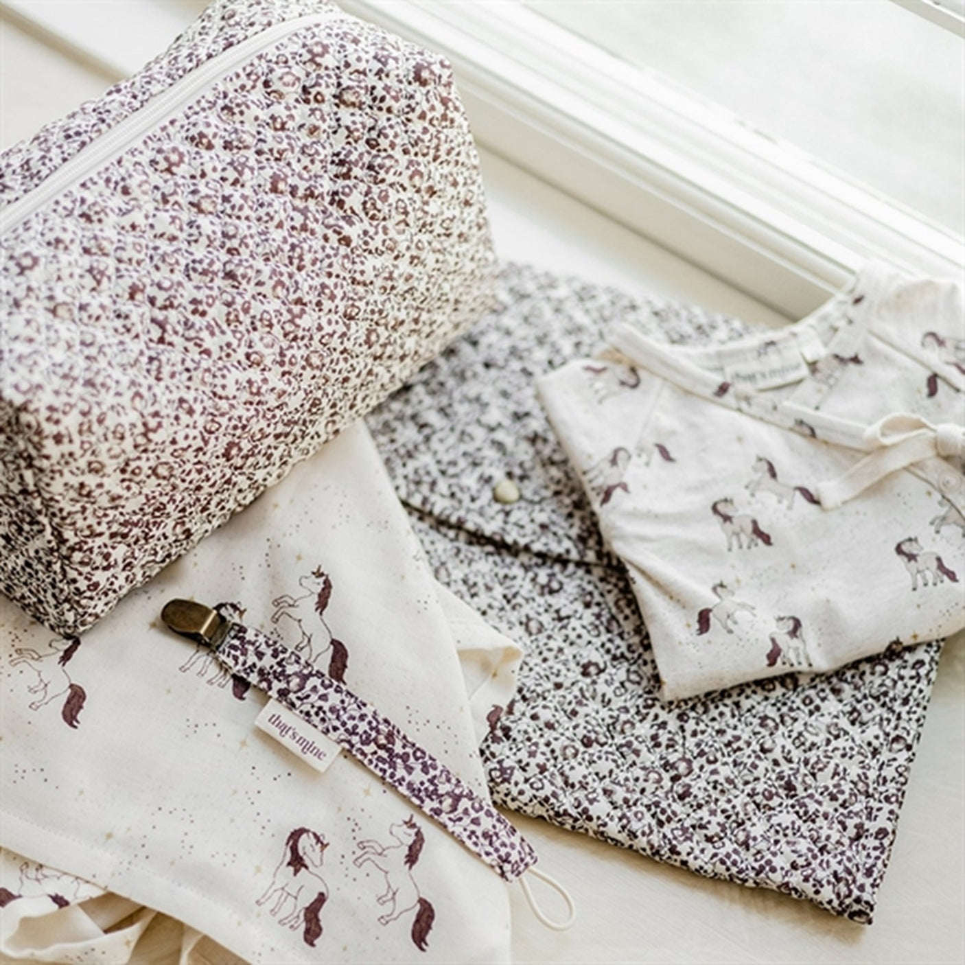 That's Mine Pacifier Straps Ellienes Flores Red