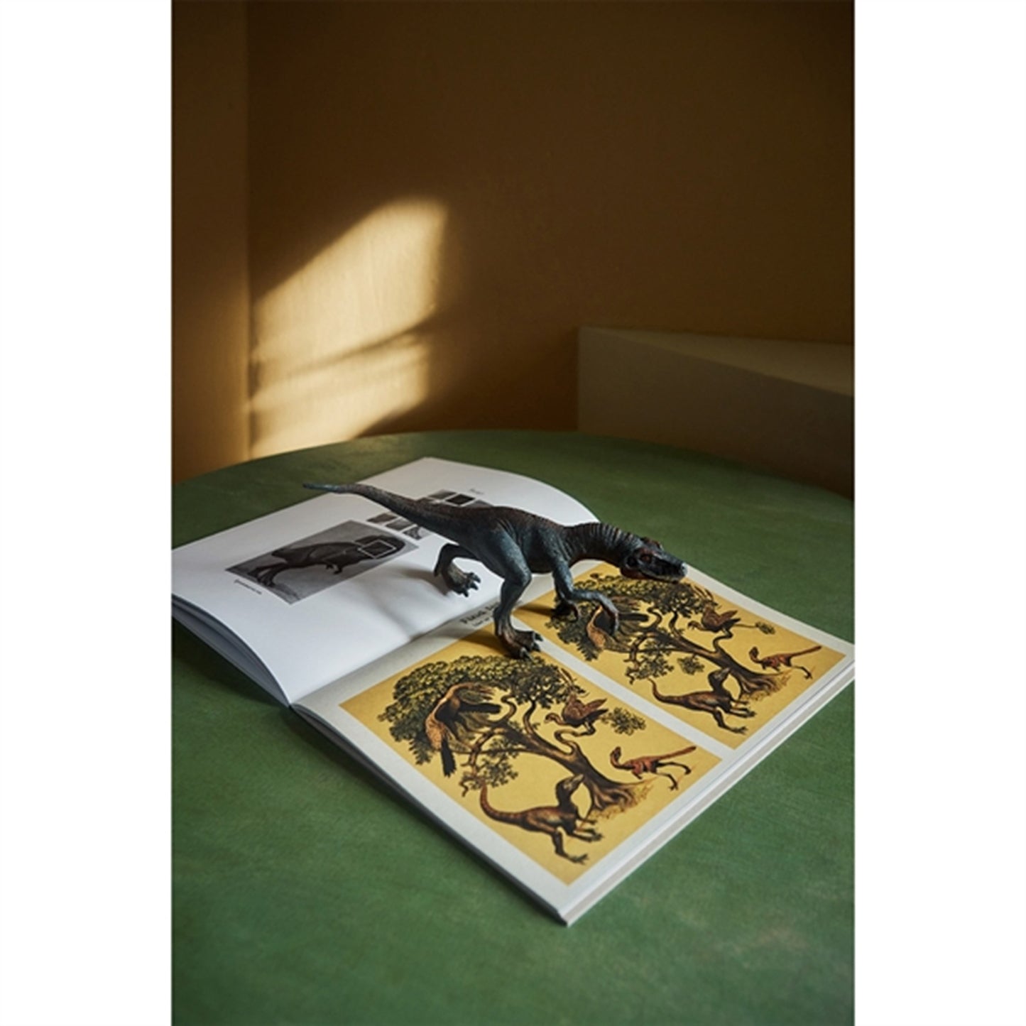 Forlaget Mammut Activity Book Dinosaurium