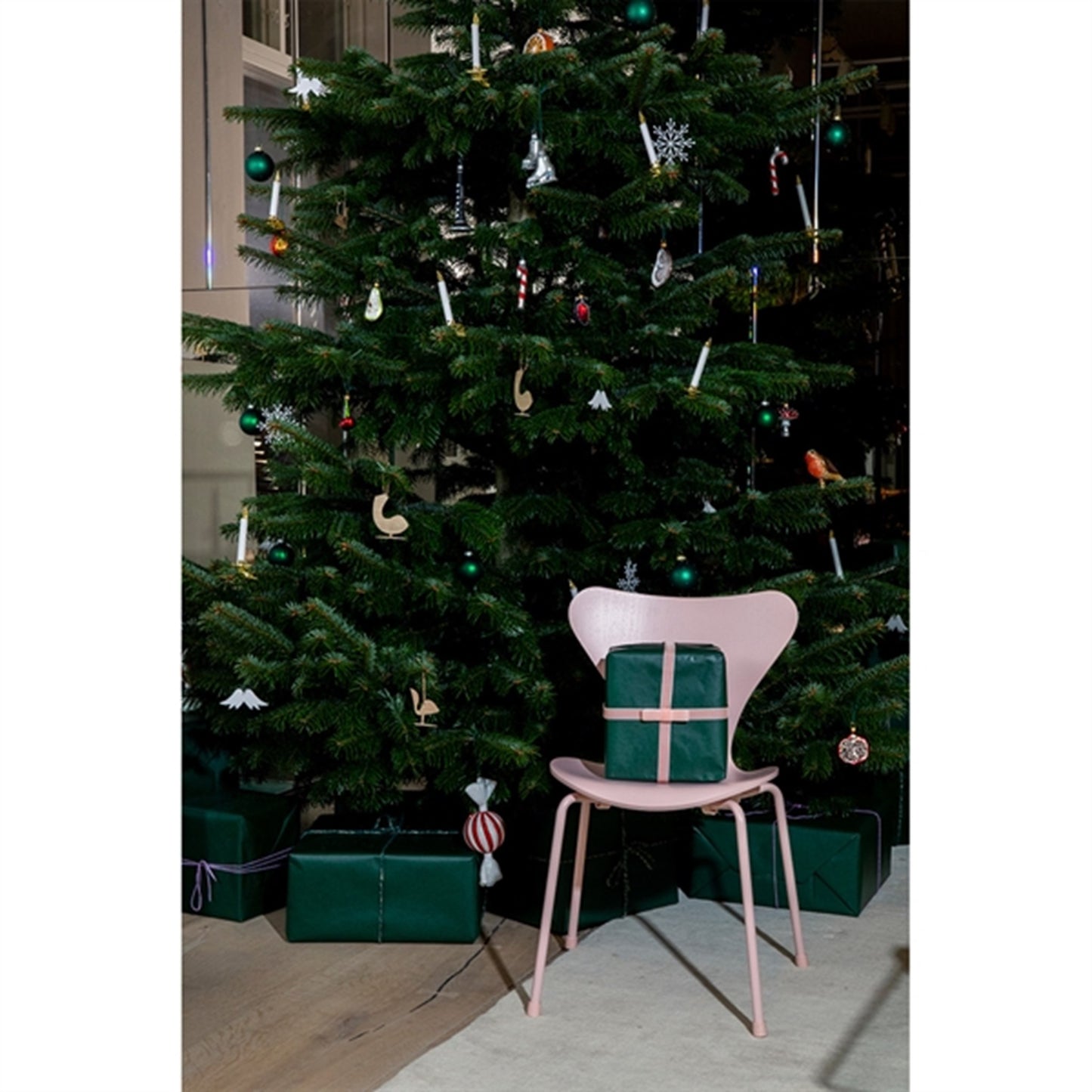 Fritz Hansen 7 Children's Chair Rose