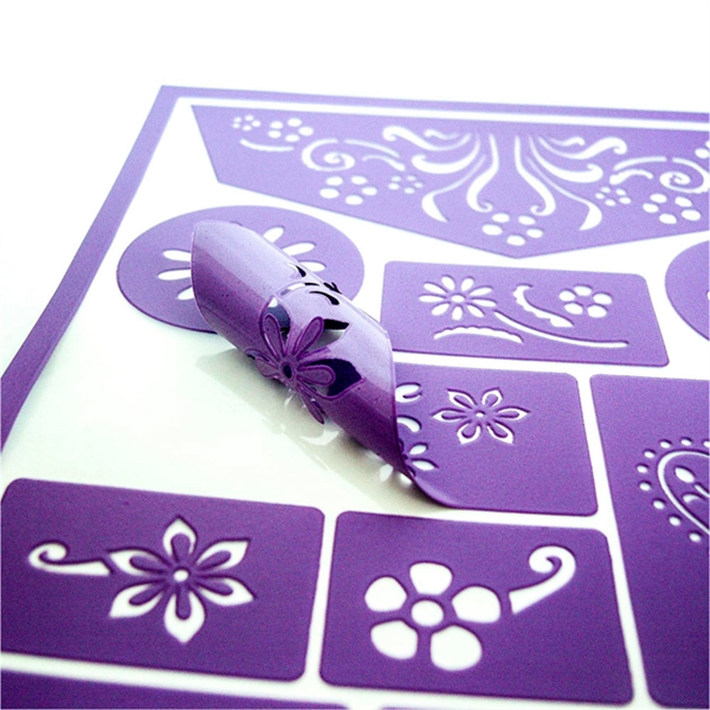 Grim'tout Stencil Flowers