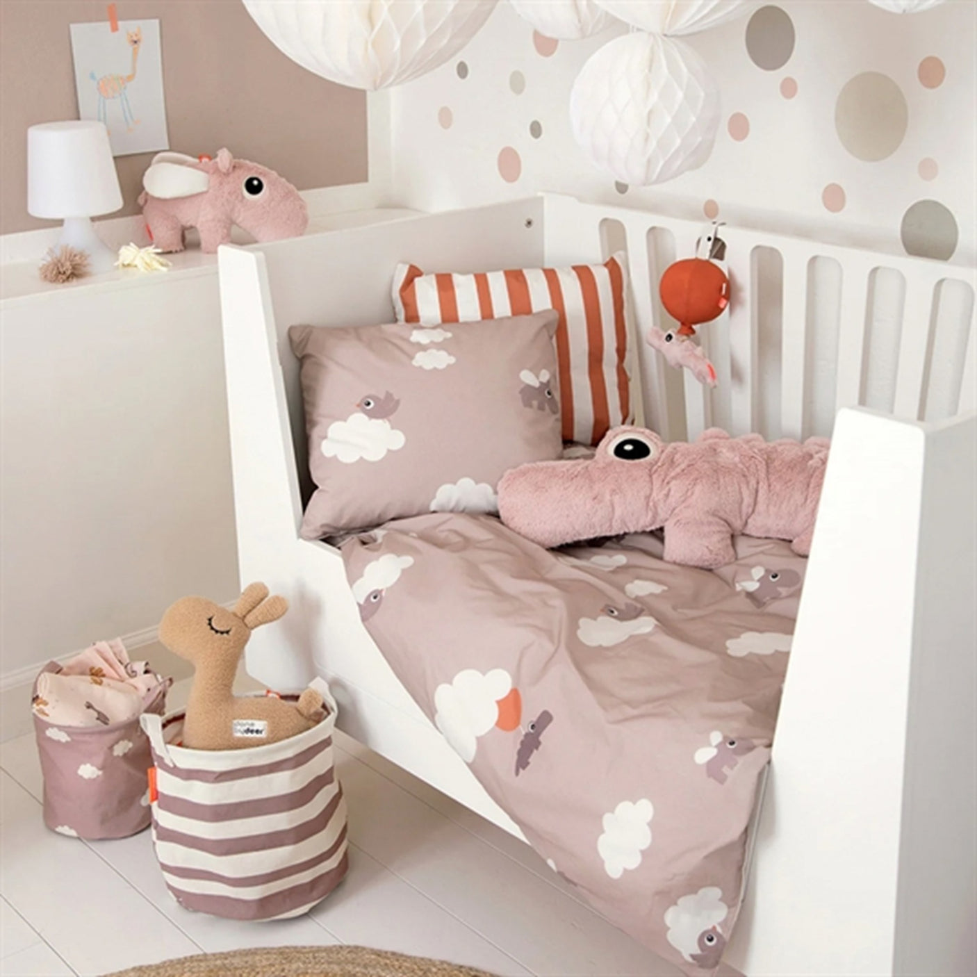 Done by Deer Bedlinen Happy Clouds Powder