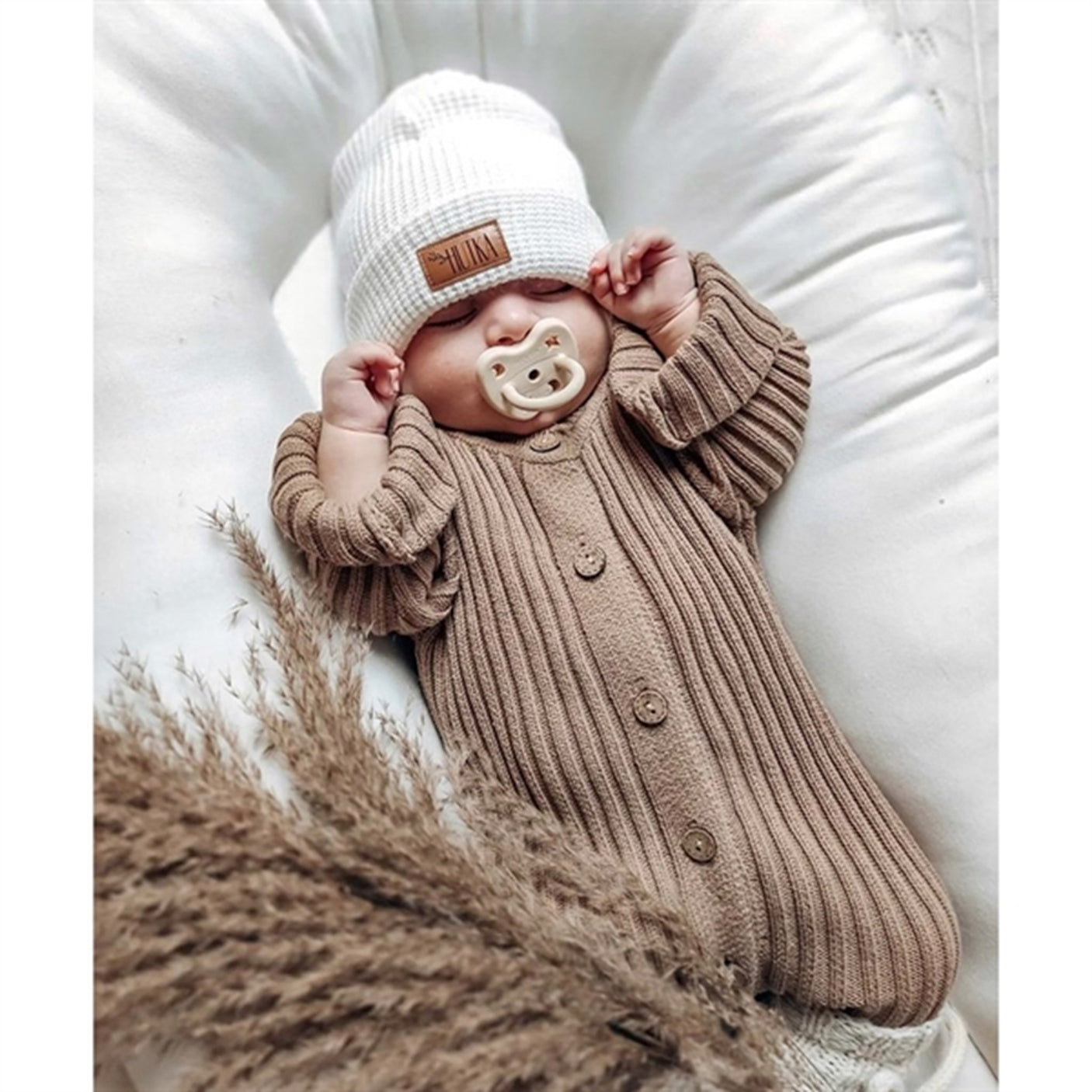 Hevea Pacifier Anatomisk 2-pack Pale Butter & Milky White 2