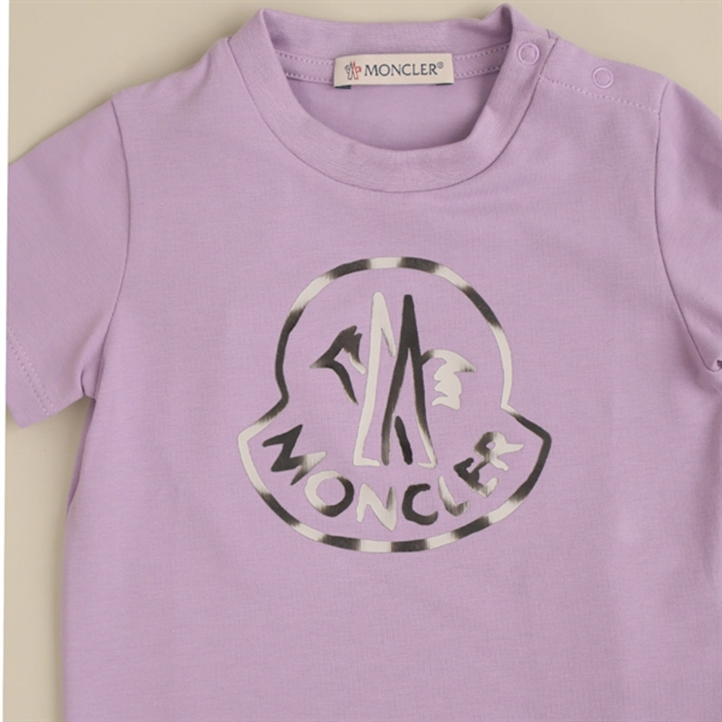 Moncler T-Shirt Lilac