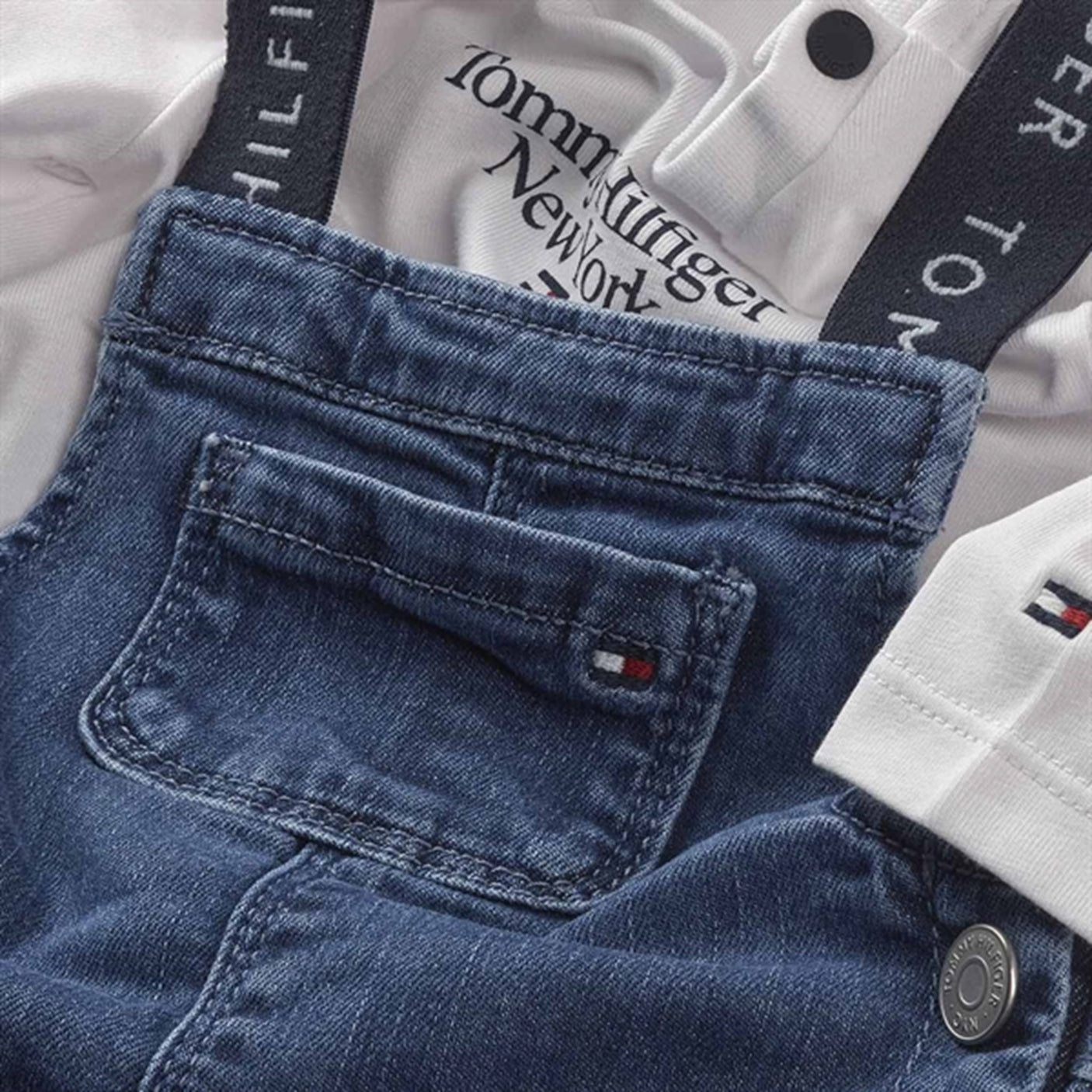 Tommy Hilfiger Baby Graphic Dungaree Set White