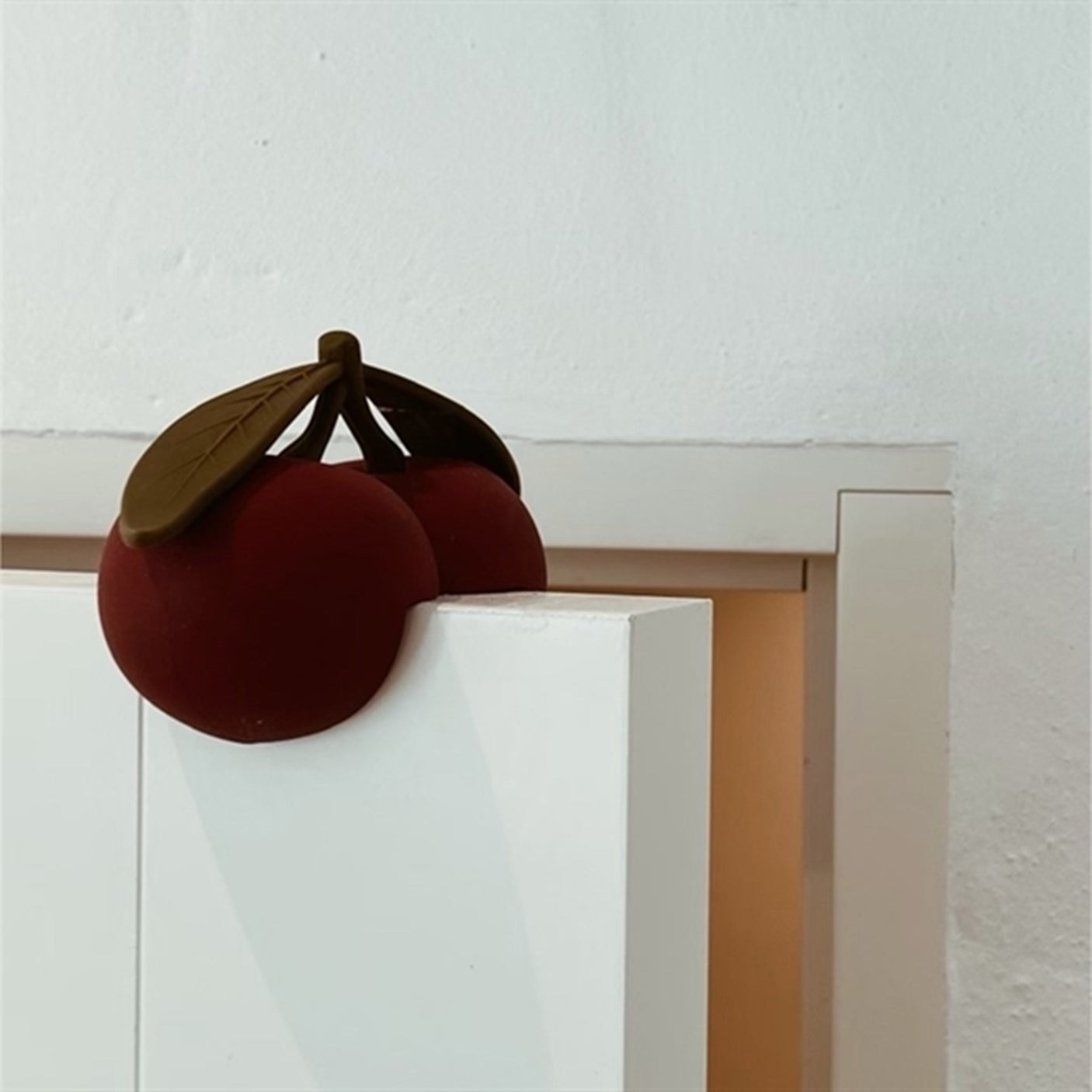 Konges Sløjd Doorstop Cherry
