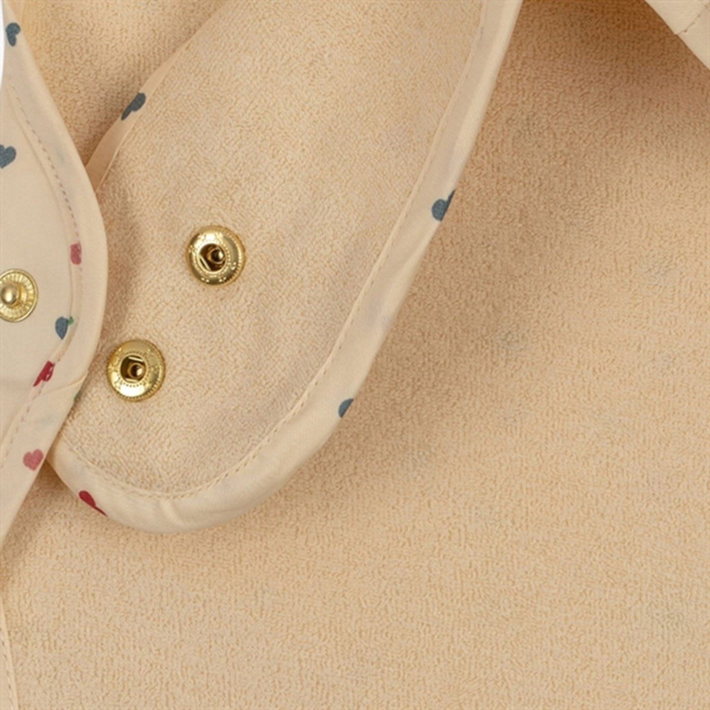 Konges Sløjd Comea Big Bib Multi Hearts