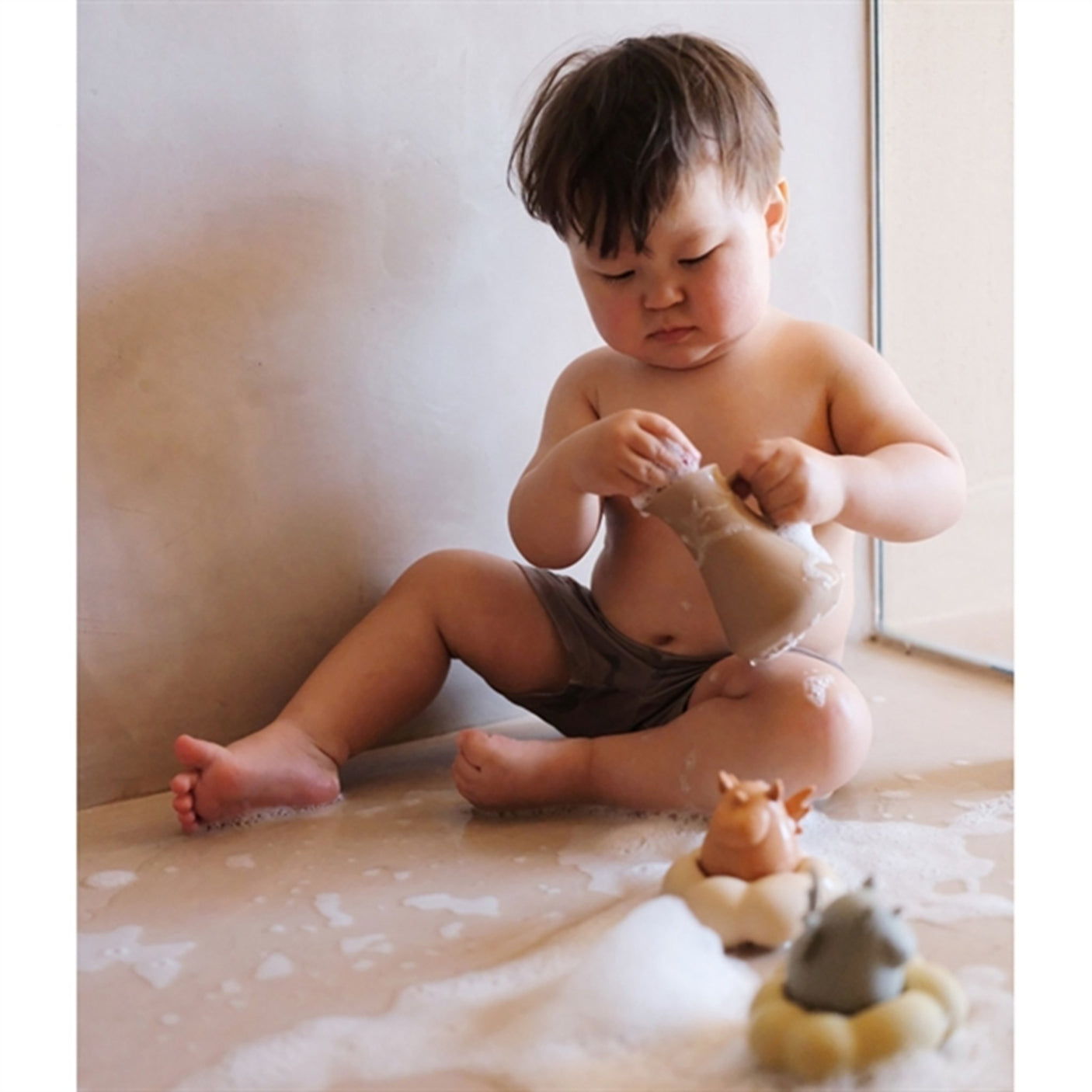 Konges Sløjd Silicone Bath Toys Unicorn Almond