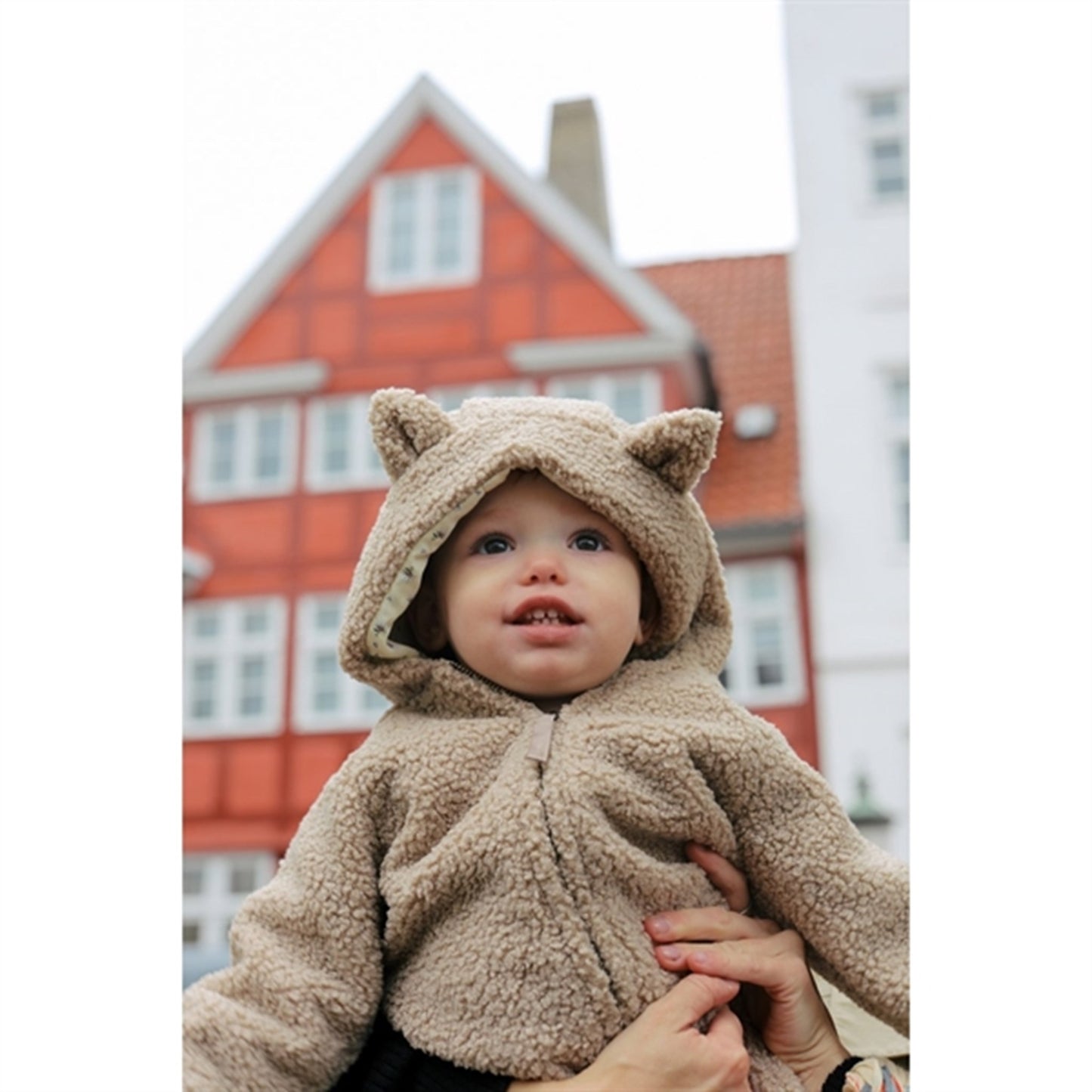 Konges Sløjd Oxford Tan Grizz Teddy Onesie