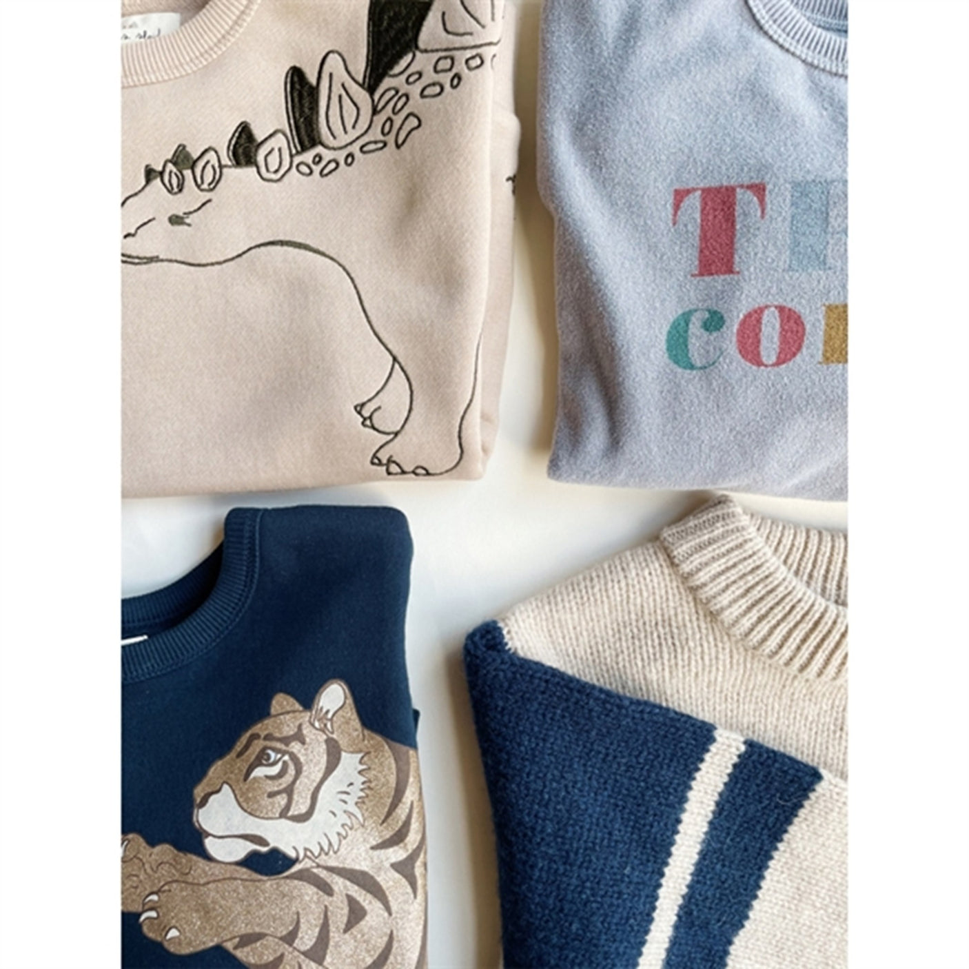 Konges Sløjd Oxford Tan Lou Animal Spike Dino Sweatshirt