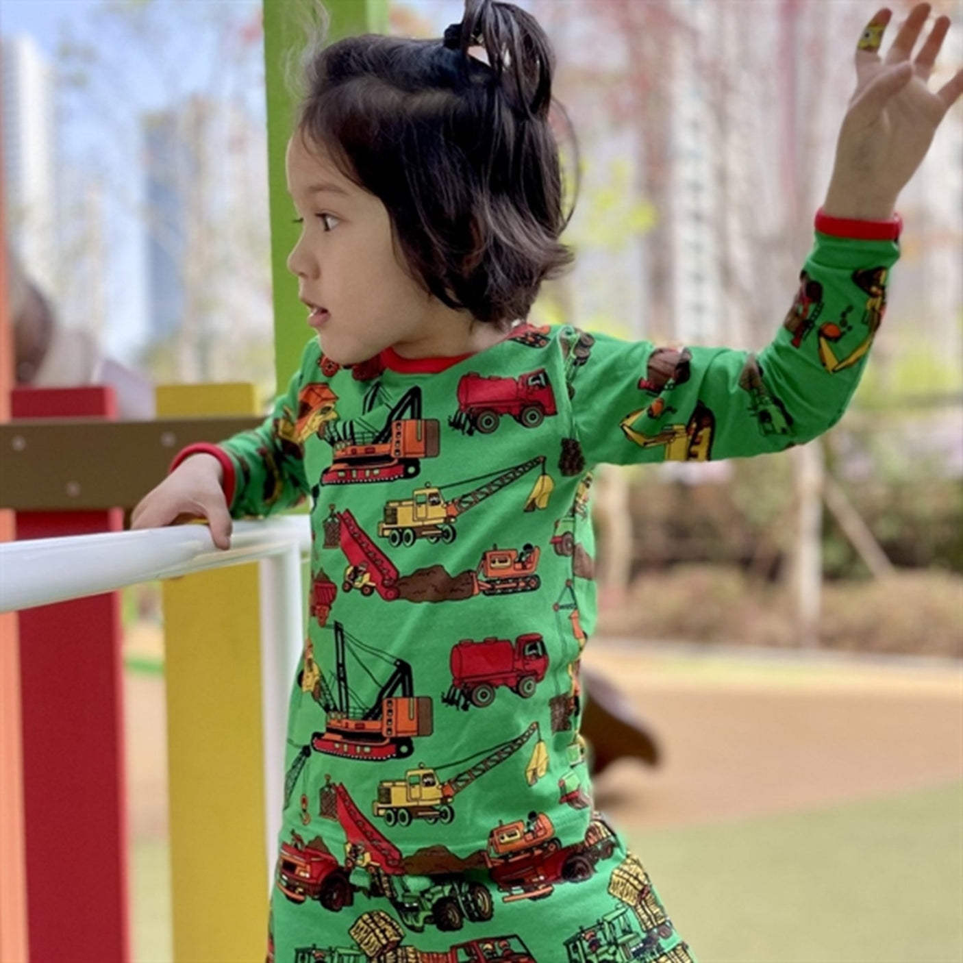 Småfolk Apple Green Maschines Blouse