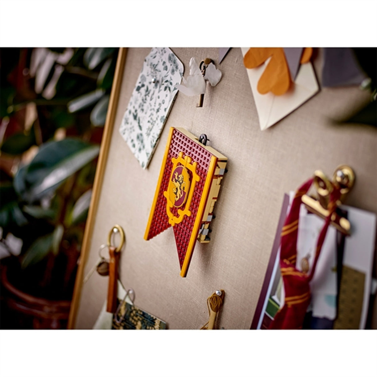 LEGO® Harry Potter™ House Banner Gryffindor™ 4