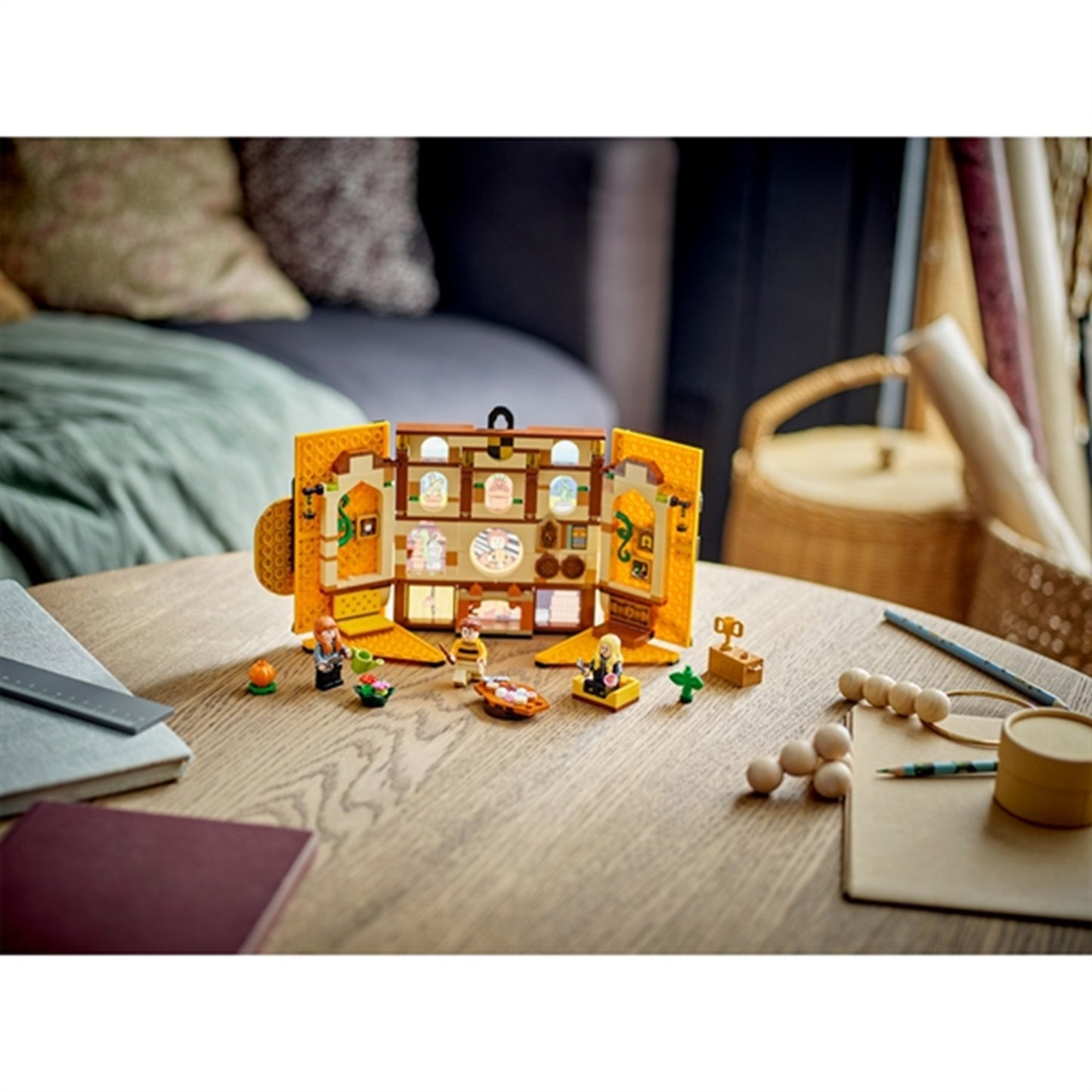 LEGO® Harry Potter™ House Banner Hufflepuff™ 6